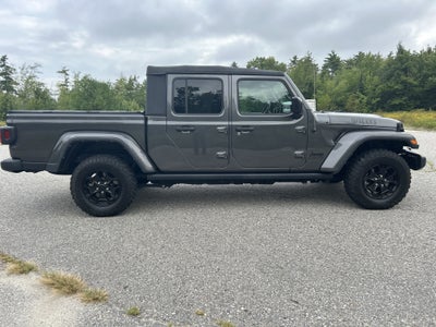2022 Jeep Gladiator Willys