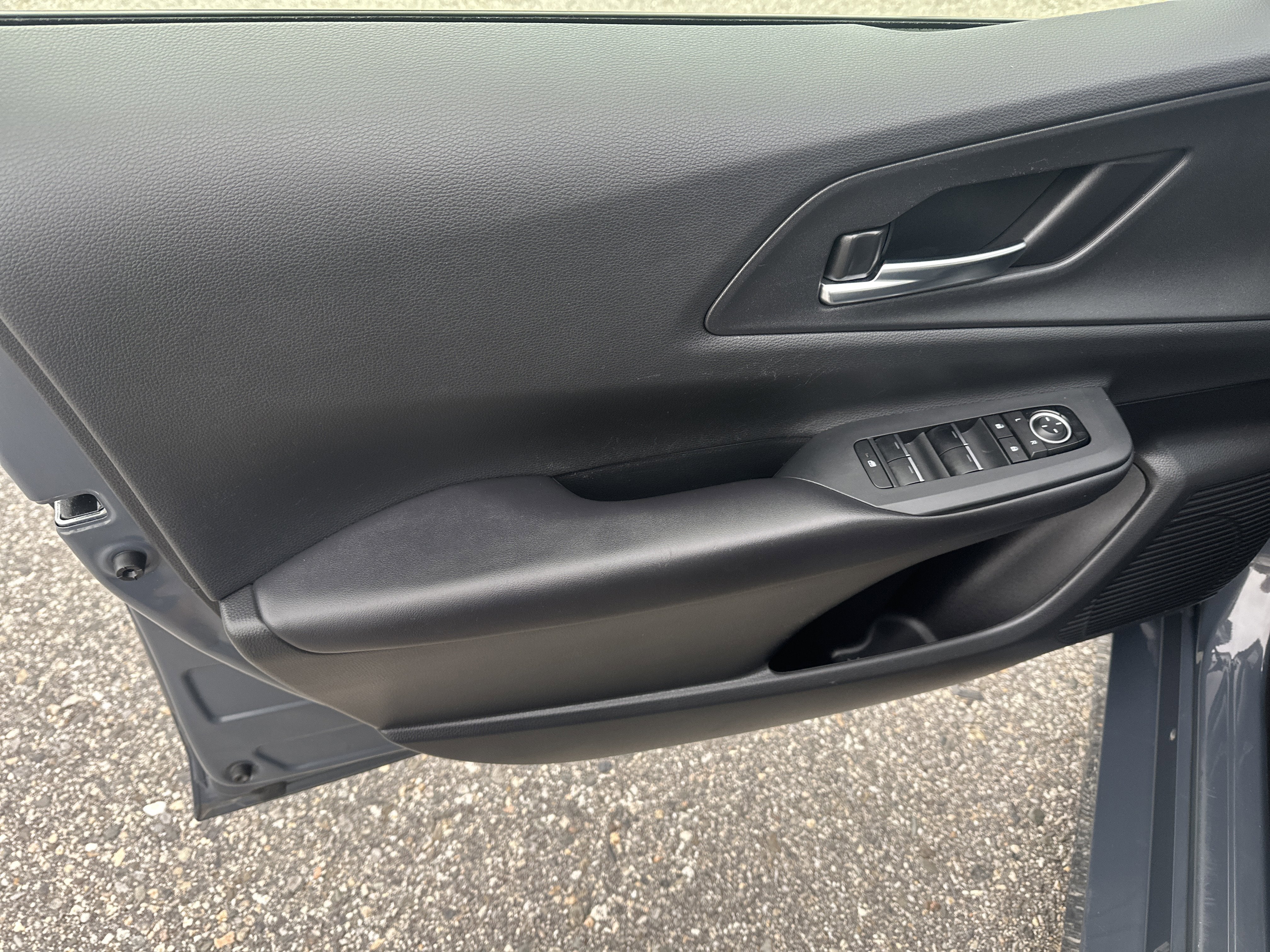 2024 Toyota Prius Prime SE