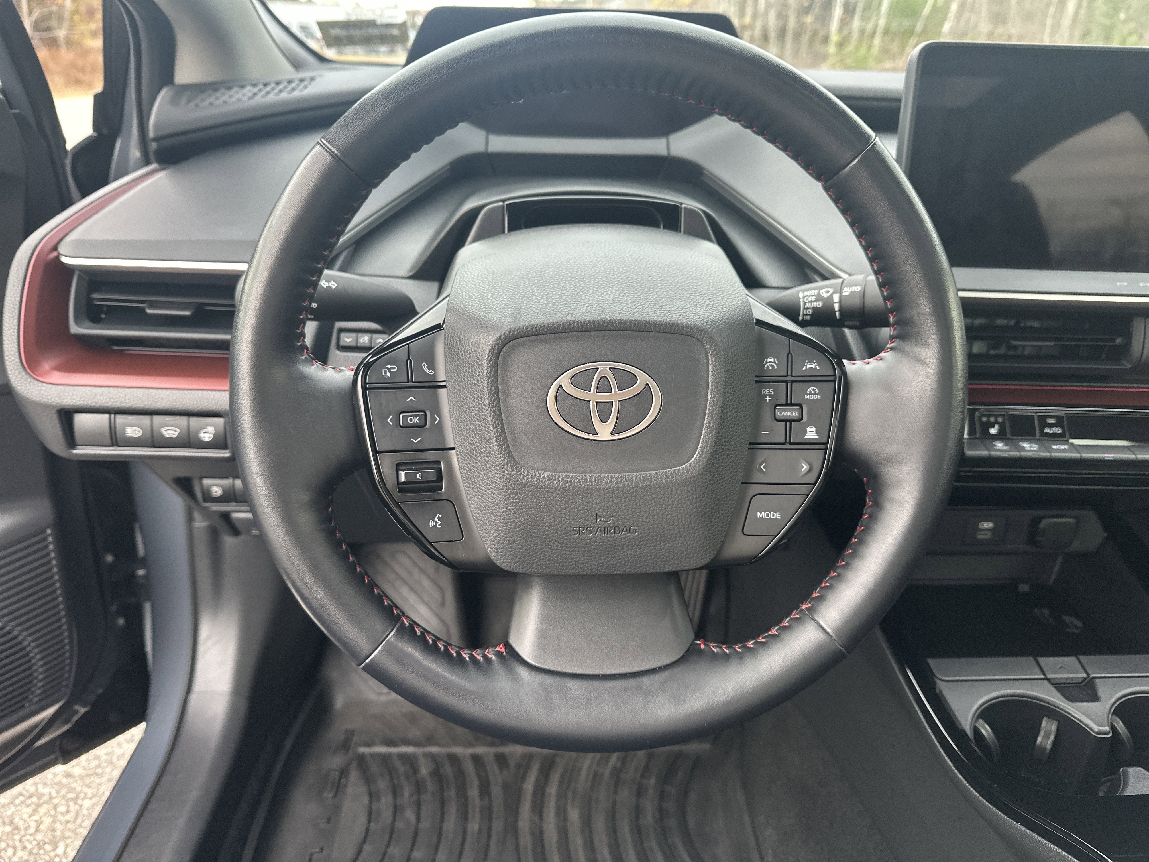 2024 Toyota Prius Prime SE