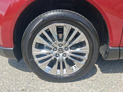 2024 Toyota Venza LE