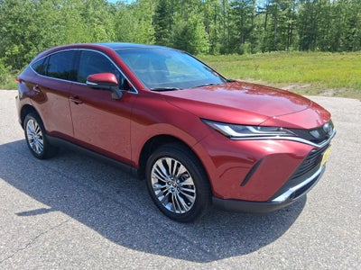 2024 Toyota Venza LE
