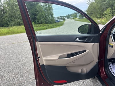 2017 Hyundai TUCSON SE Plus