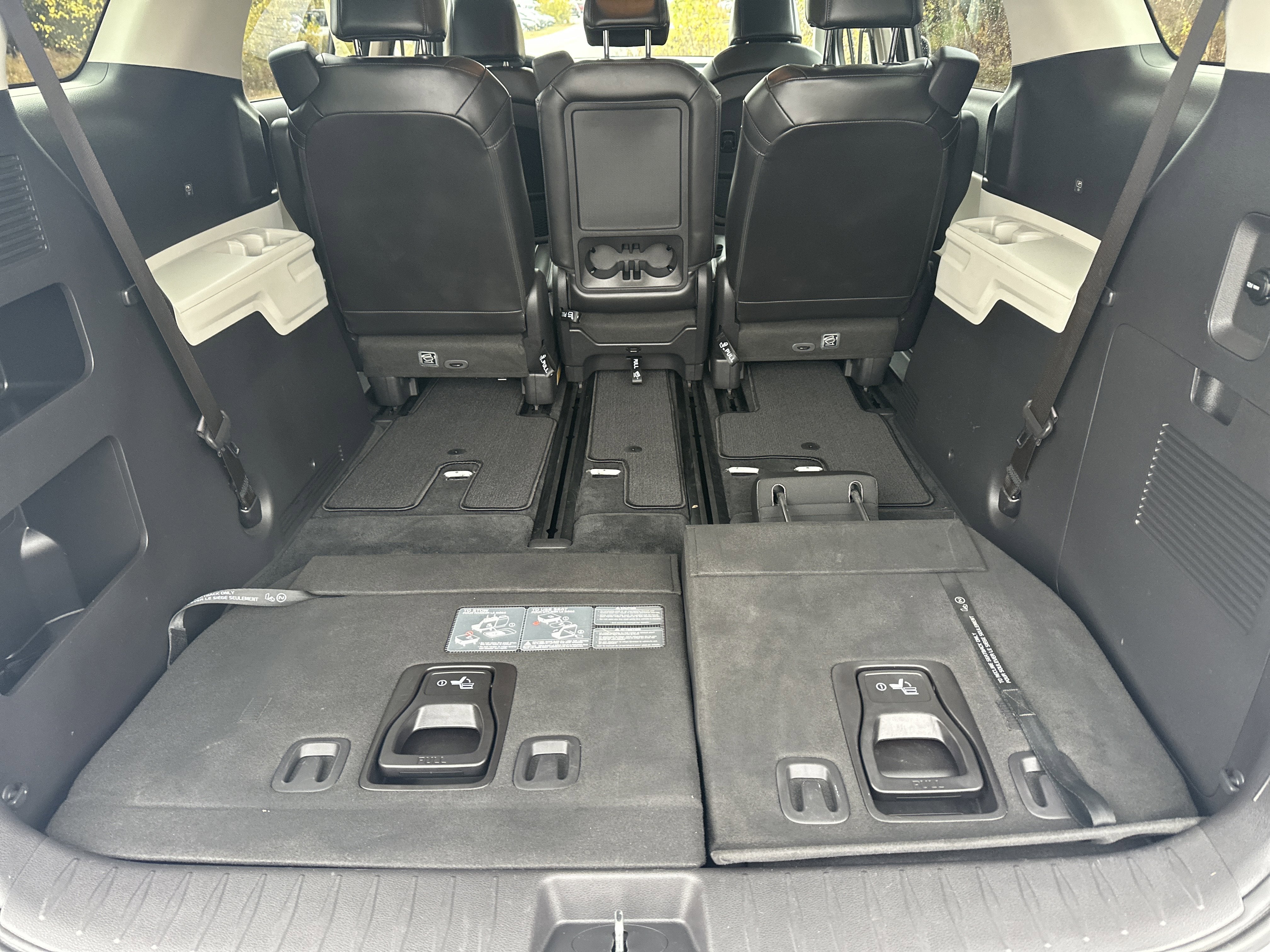 2023 Kia Carnival LX