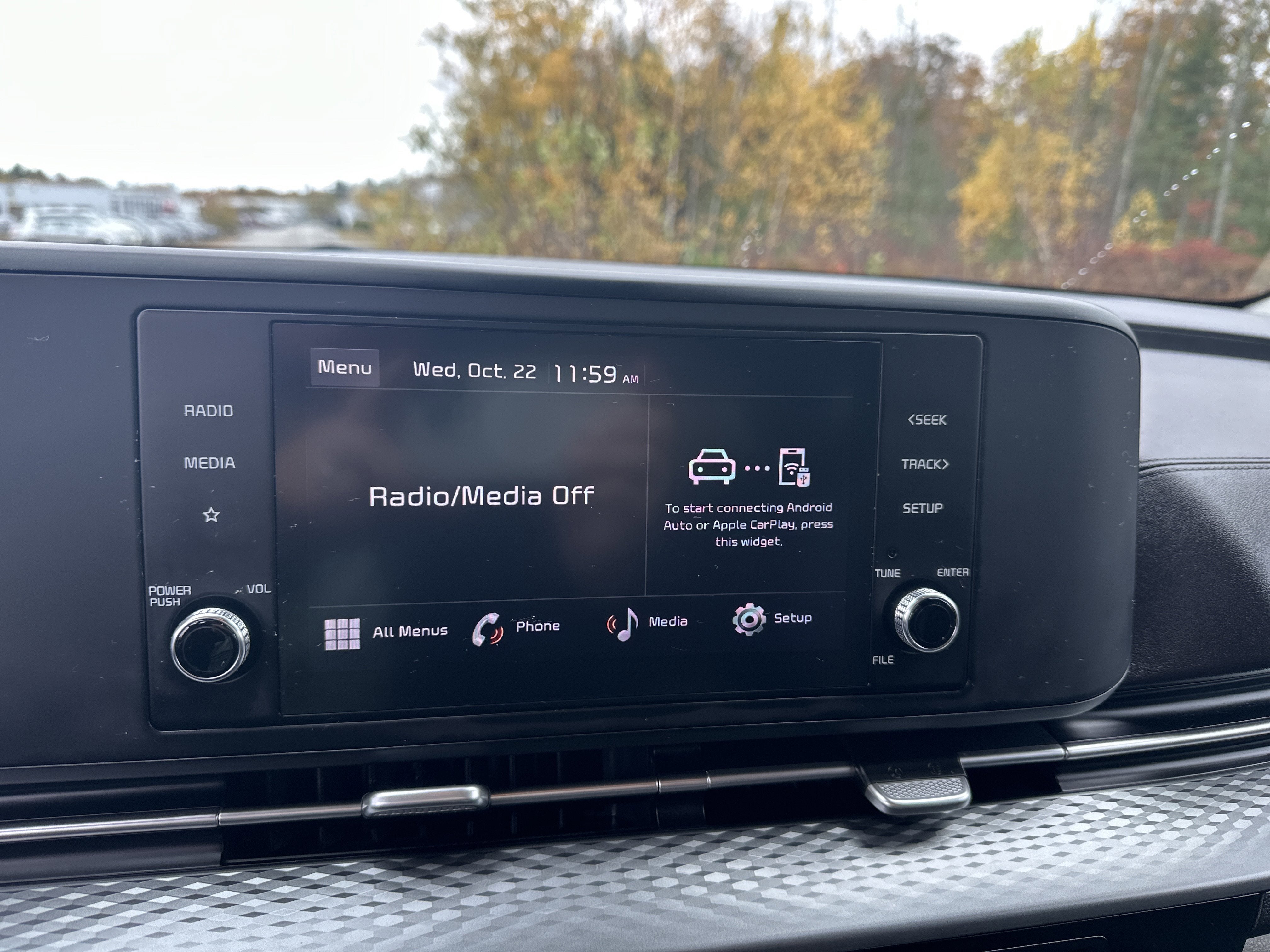 2023 Kia Carnival LX