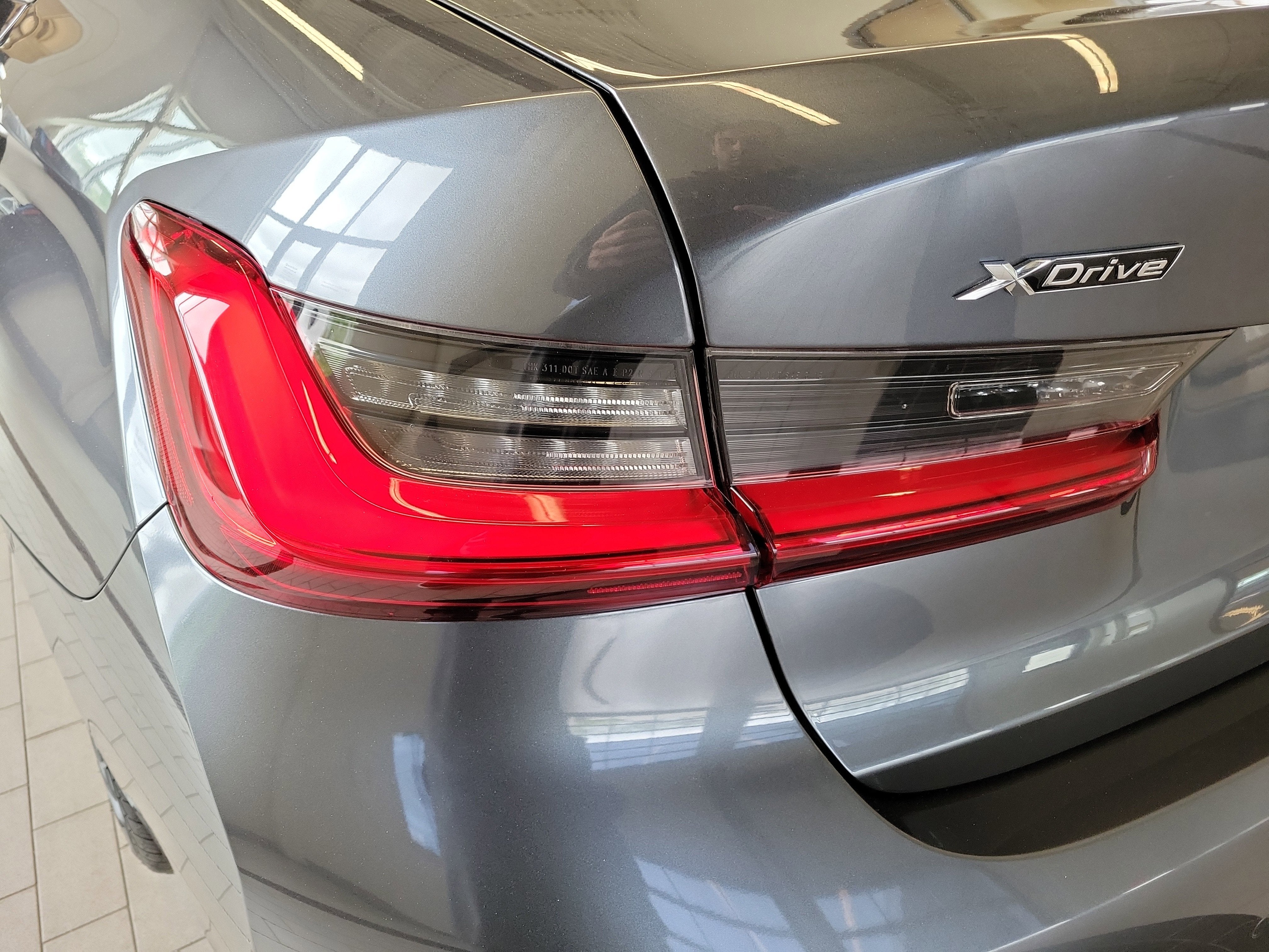 2020 BMW 3 Series 330i xDrive