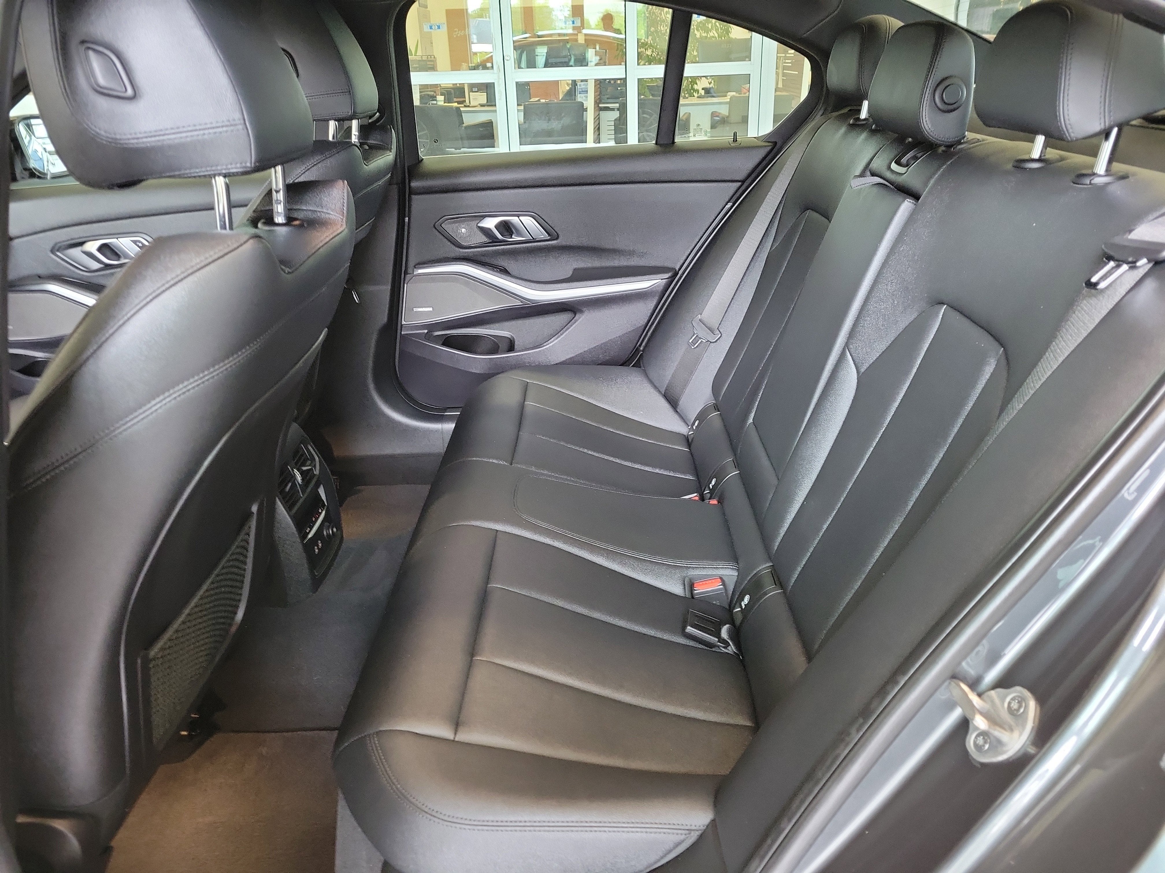 2020 BMW 3 Series 330i xDrive