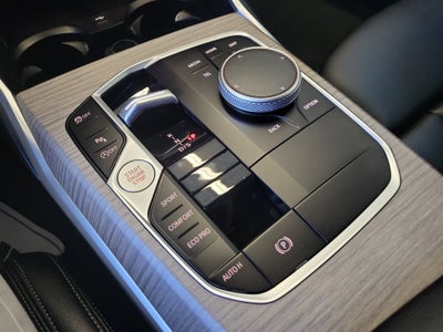 2025 BMW 3 Series 330i xDrive