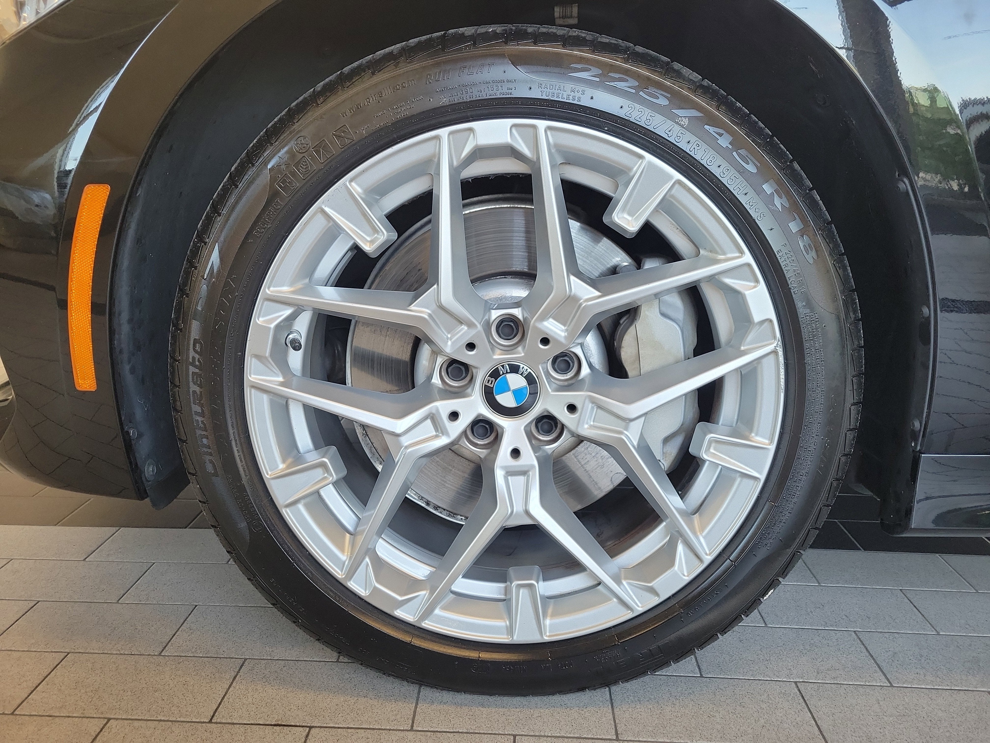 2025 BMW 3 Series 330i xDrive