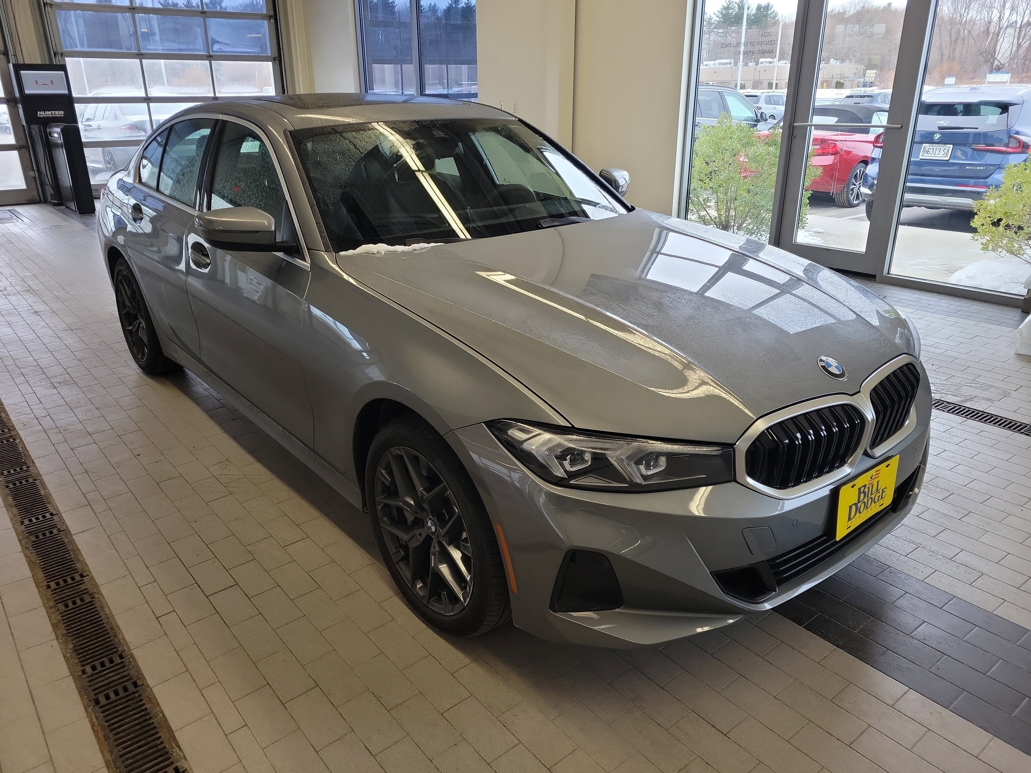 2025 BMW 3 Series 330i xDrive