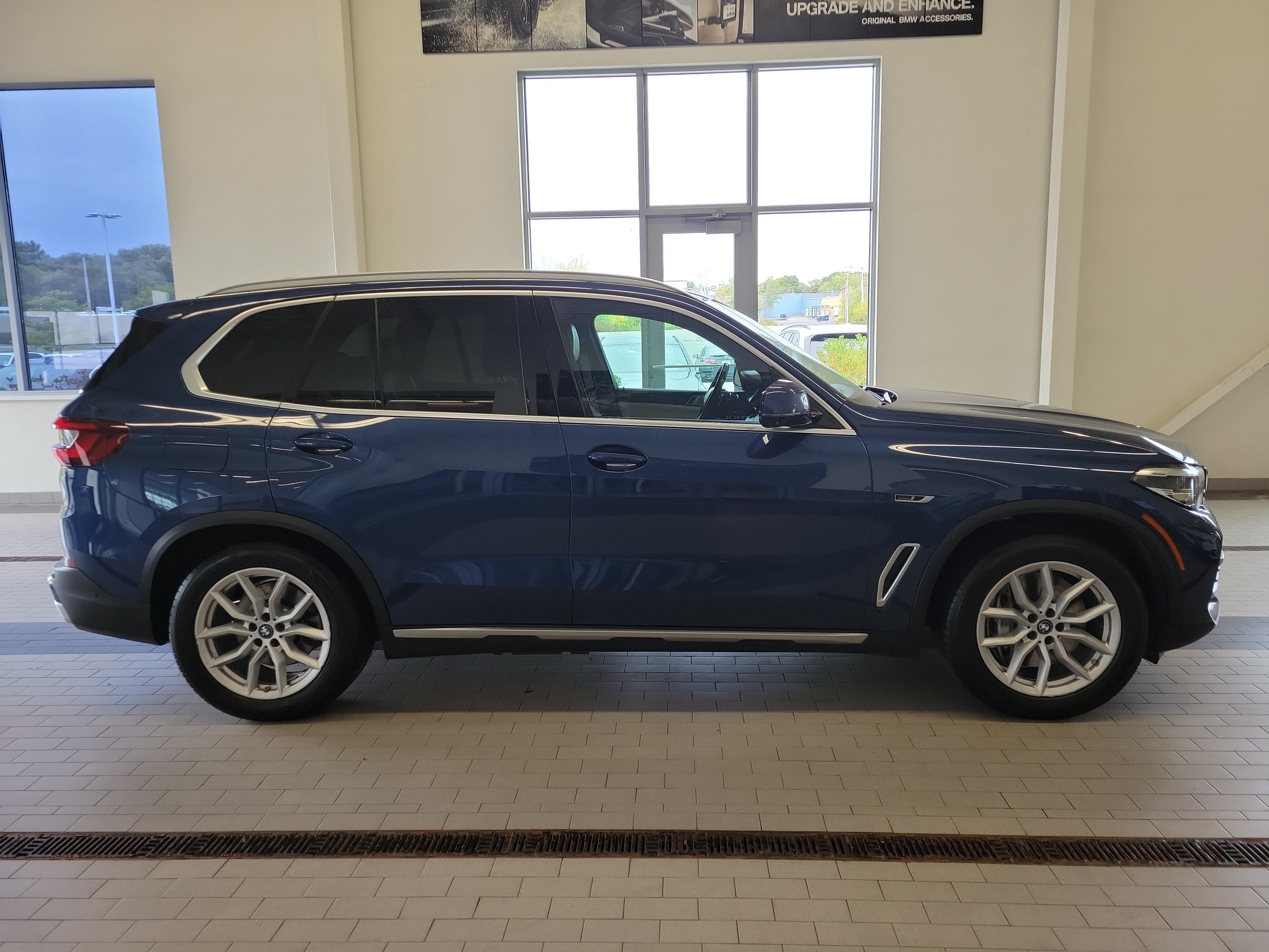 2022 BMW X5 xDrive45e