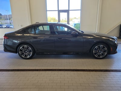 2026 BMW 5 Series 530i xDrive