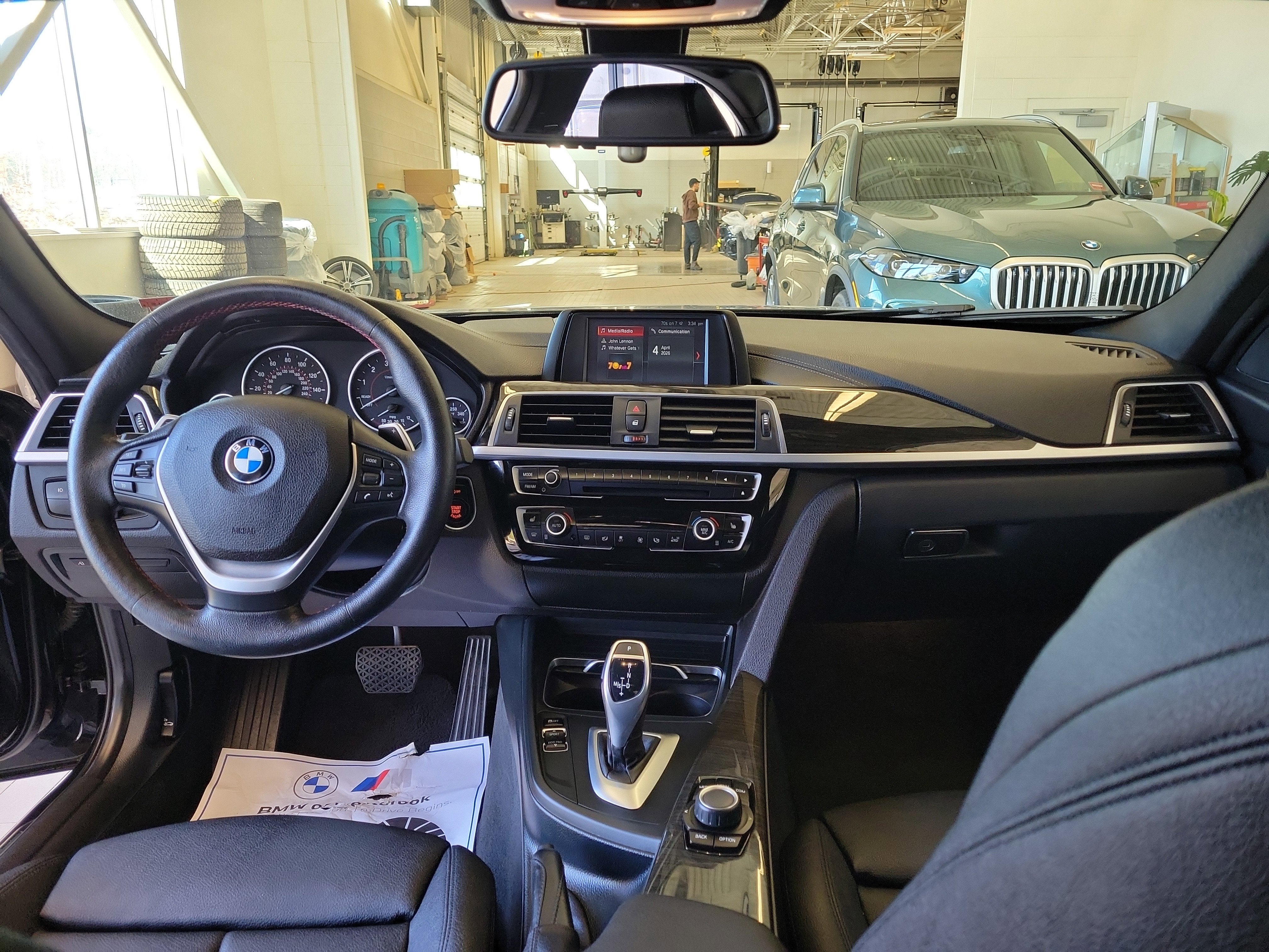 2018 BMW 3 Series 330i xDrive