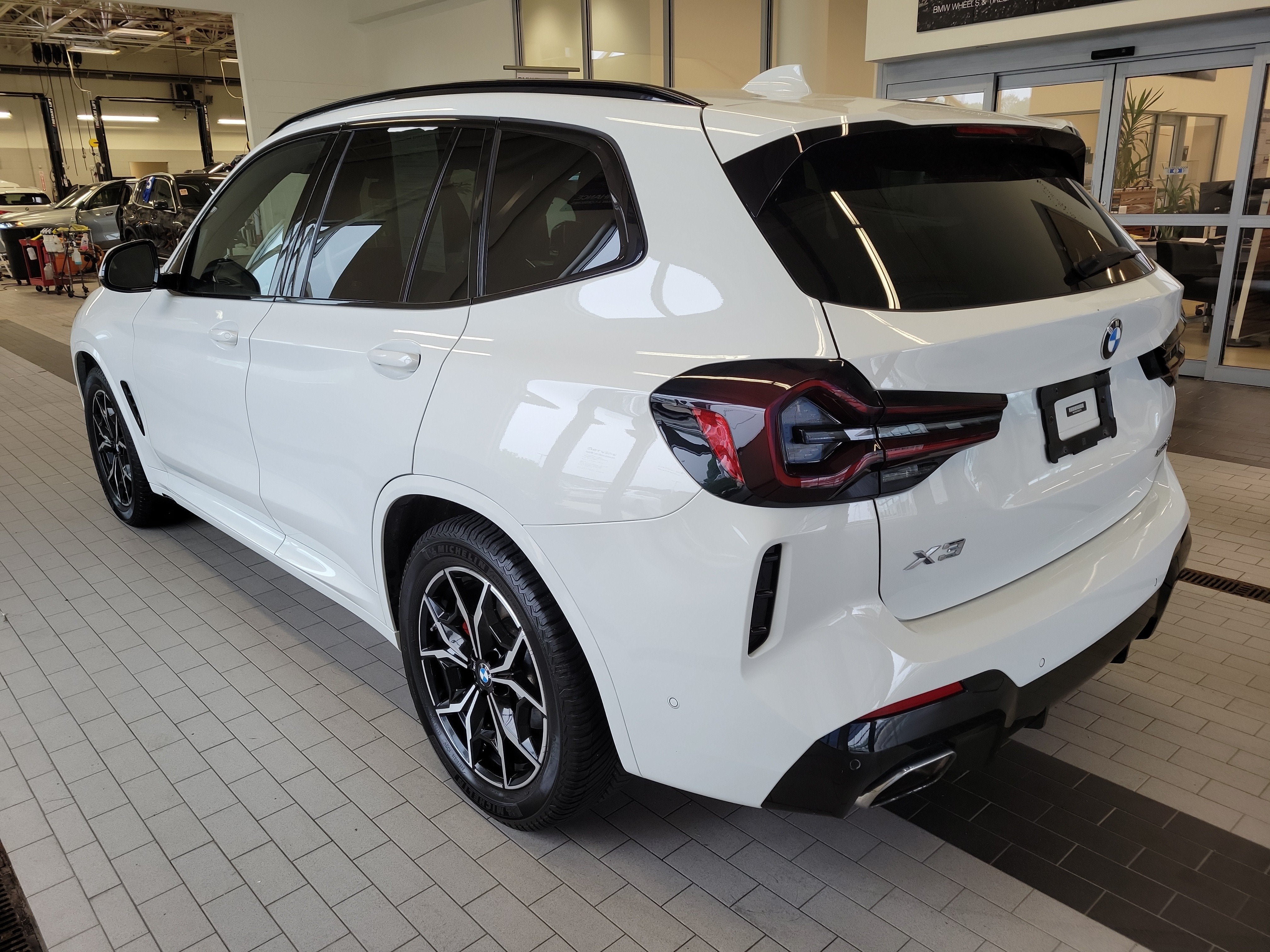 2023 BMW X3 xDrive30i