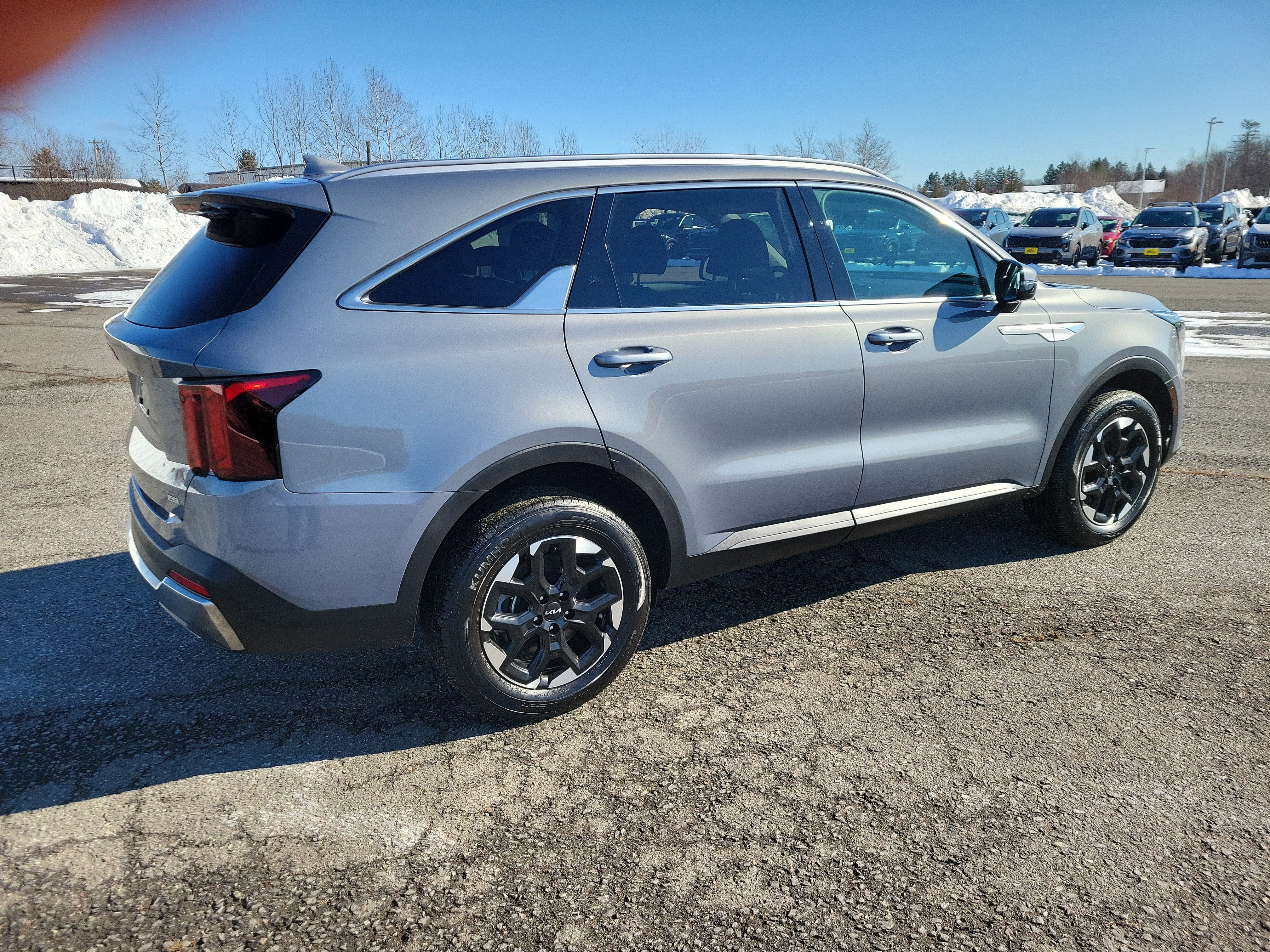 2025 Kia Sorento S