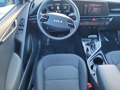 2025 Kia Niro LX
