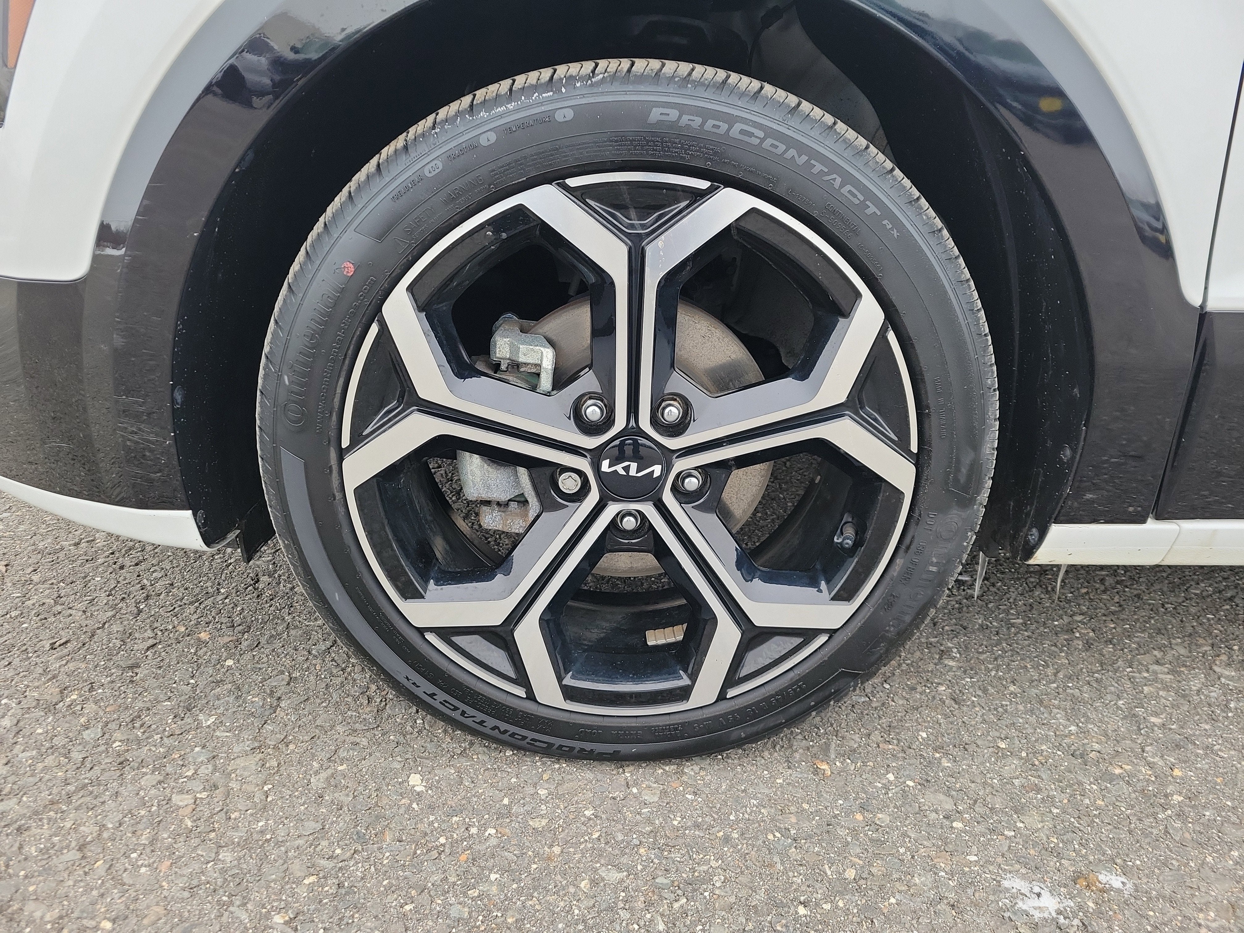 2023 Kia Niro Plug-In Hybrid SX Touring