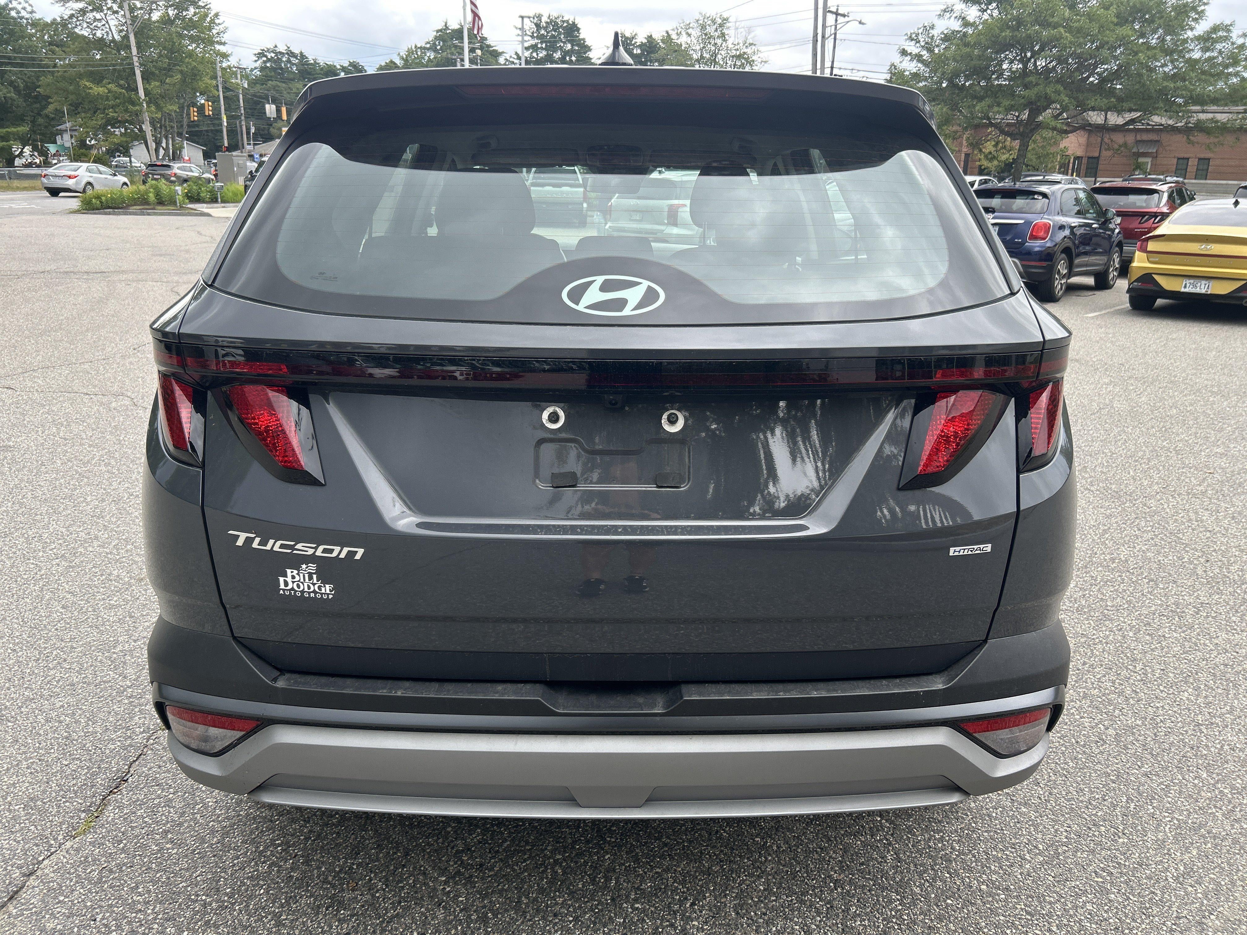 2026 Hyundai TUCSON SE