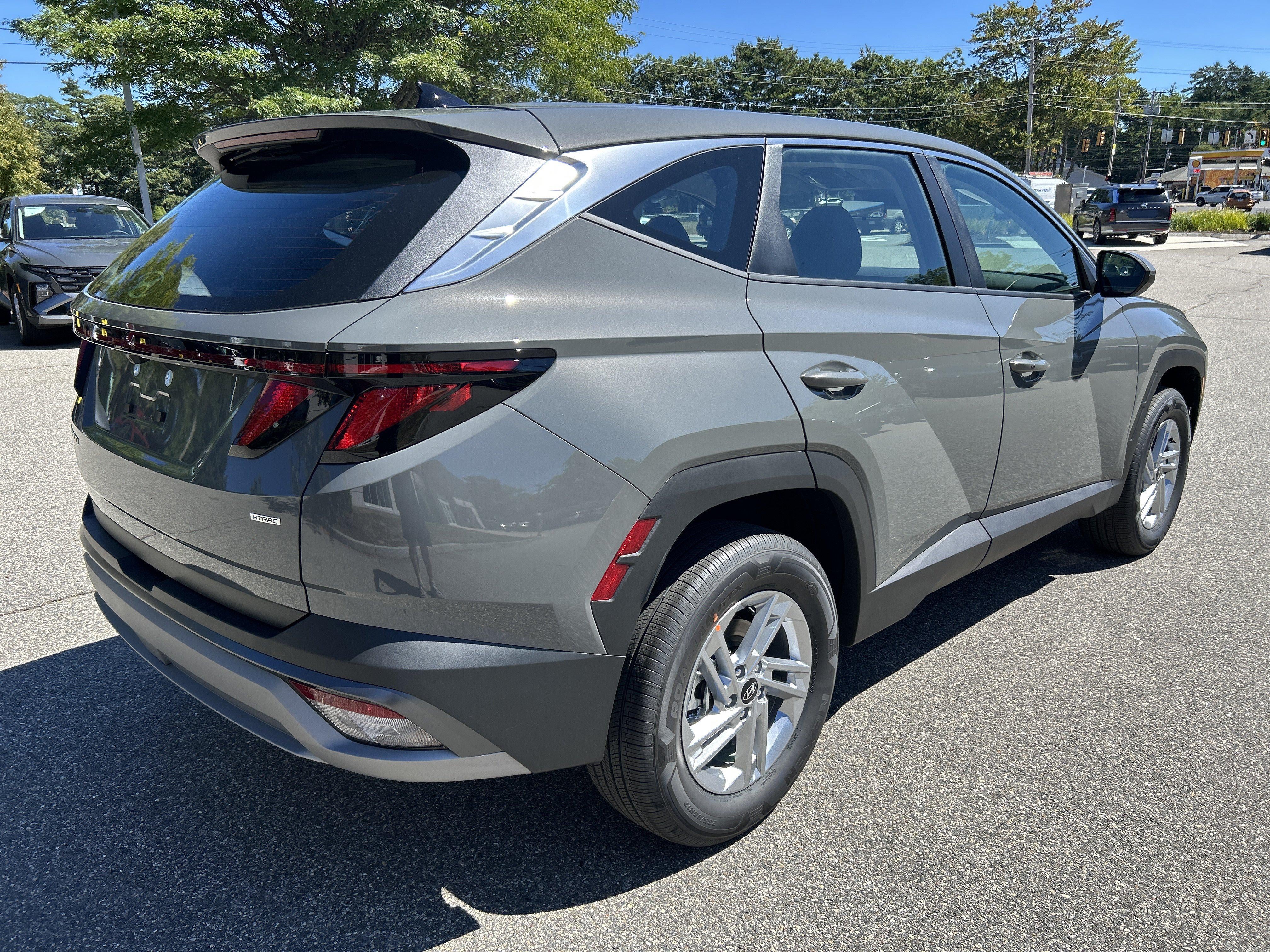 2026 Hyundai TUCSON SE