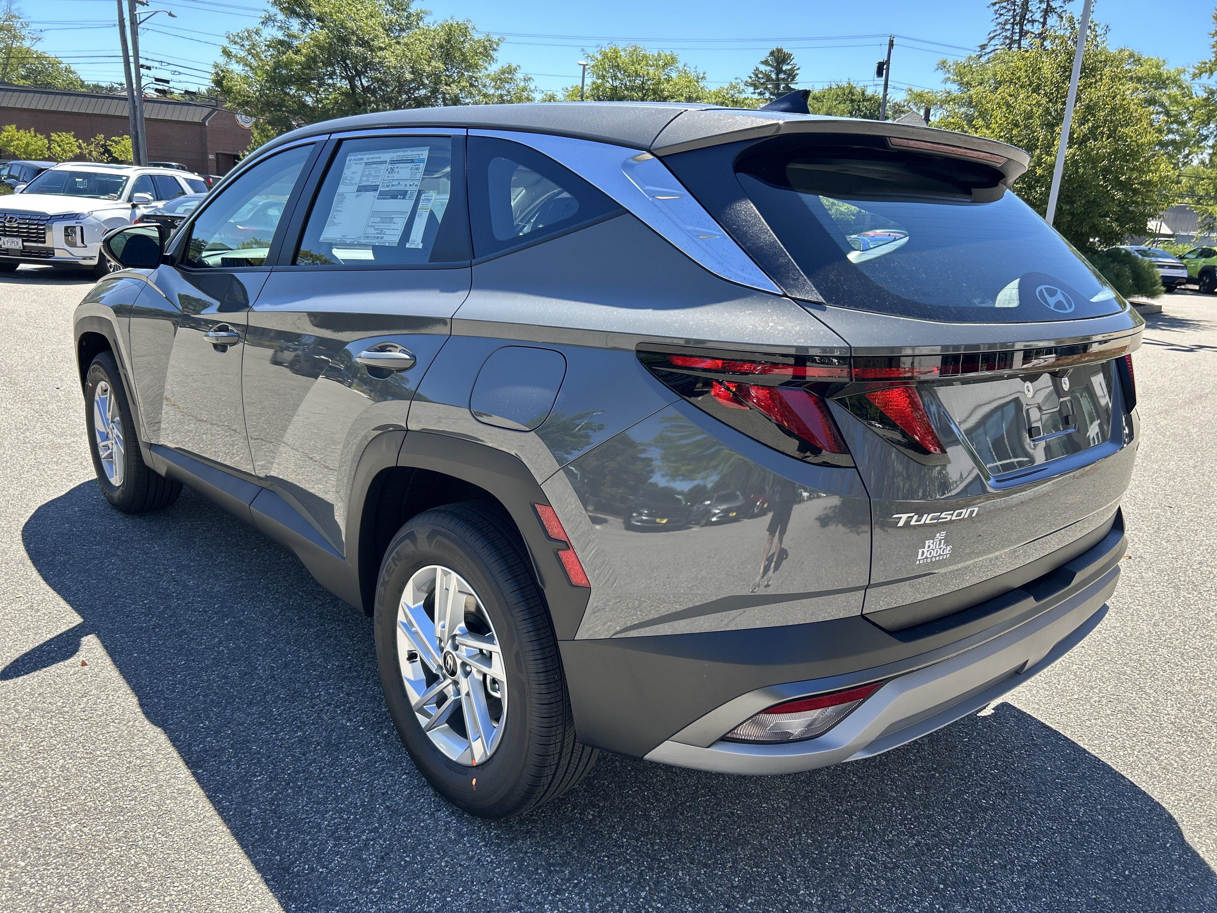 2026 Hyundai TUCSON SE