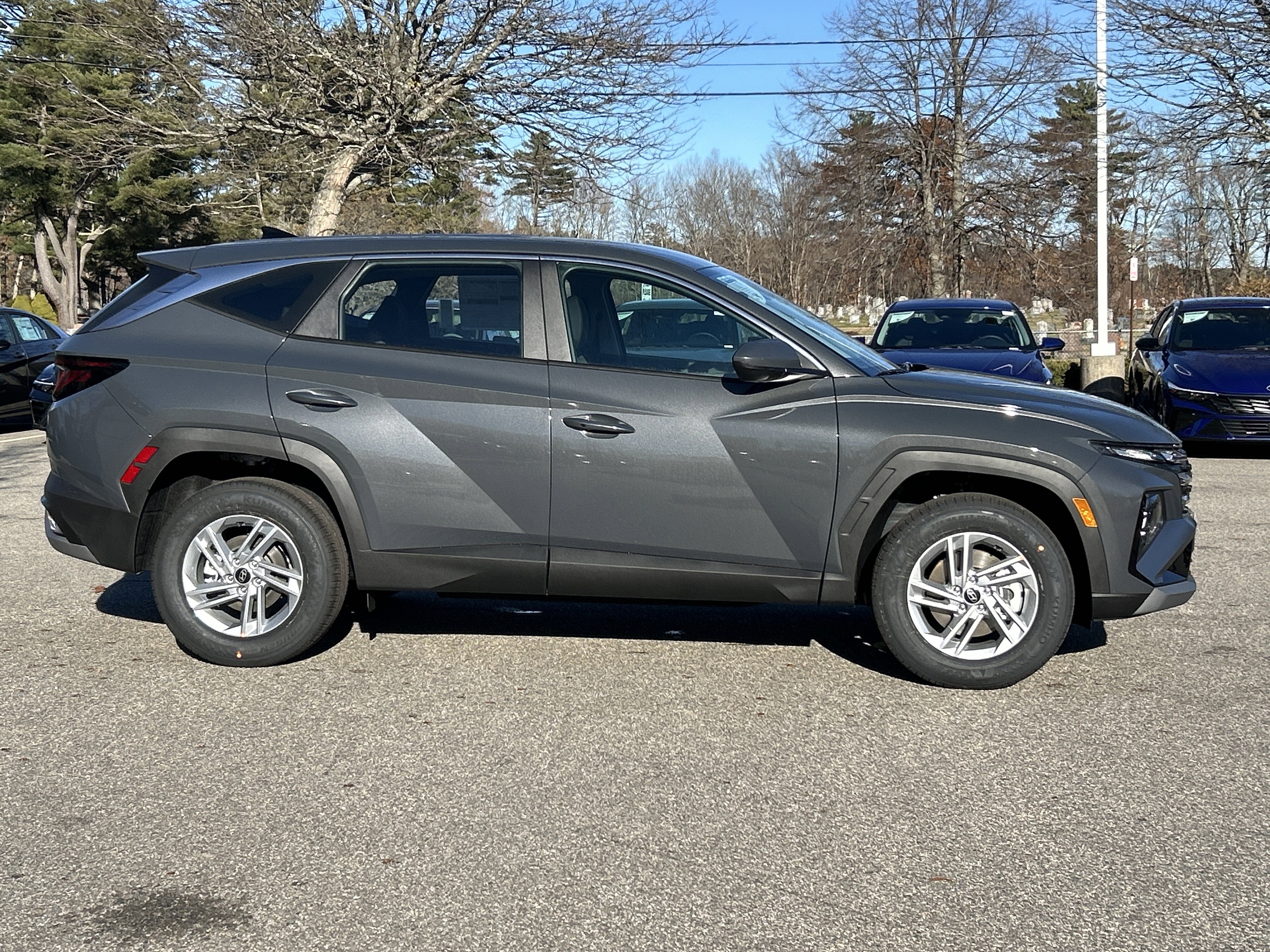 2026 Hyundai TUCSON SE
