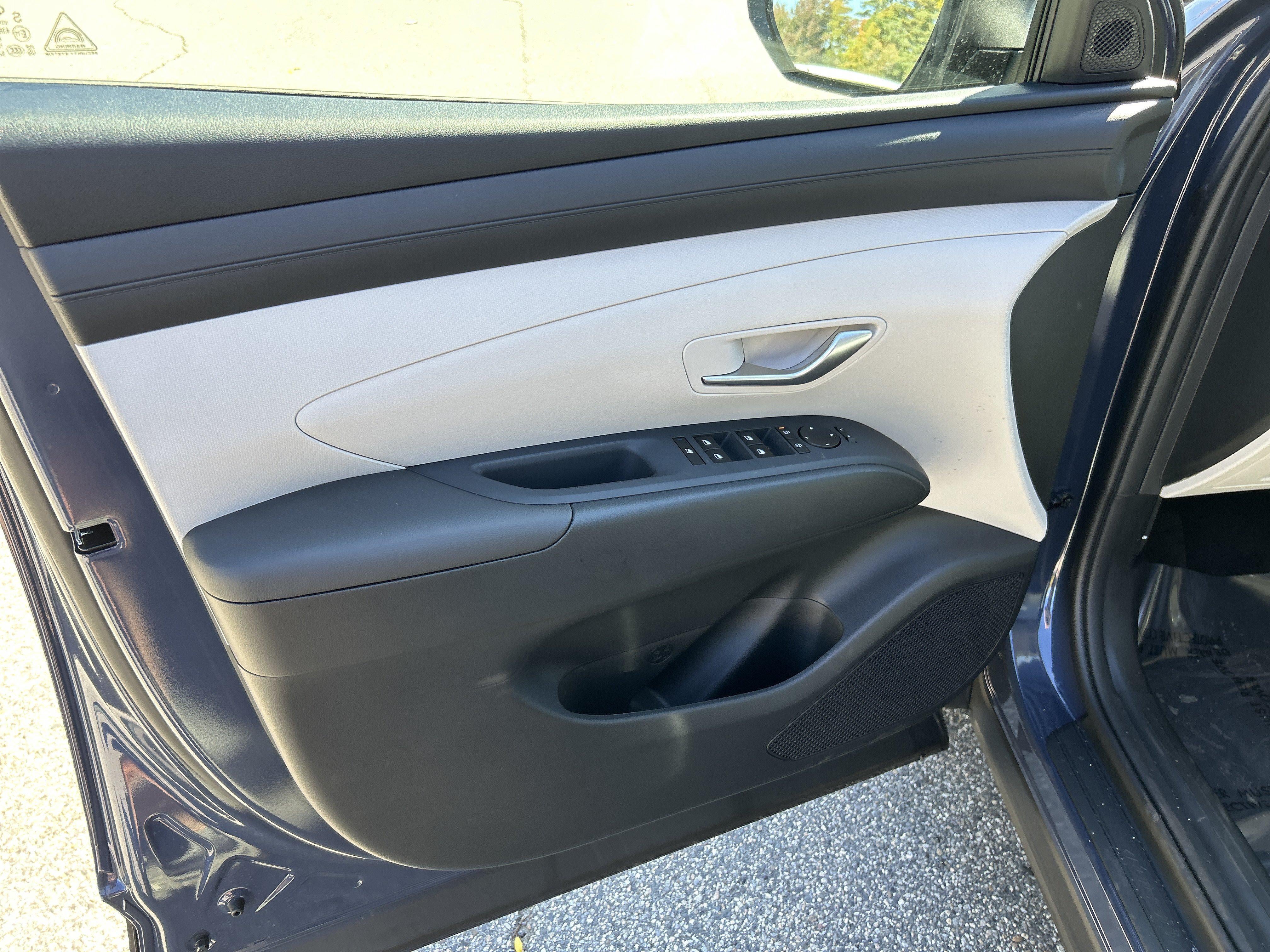 2026 Hyundai TUCSON SE AWD
