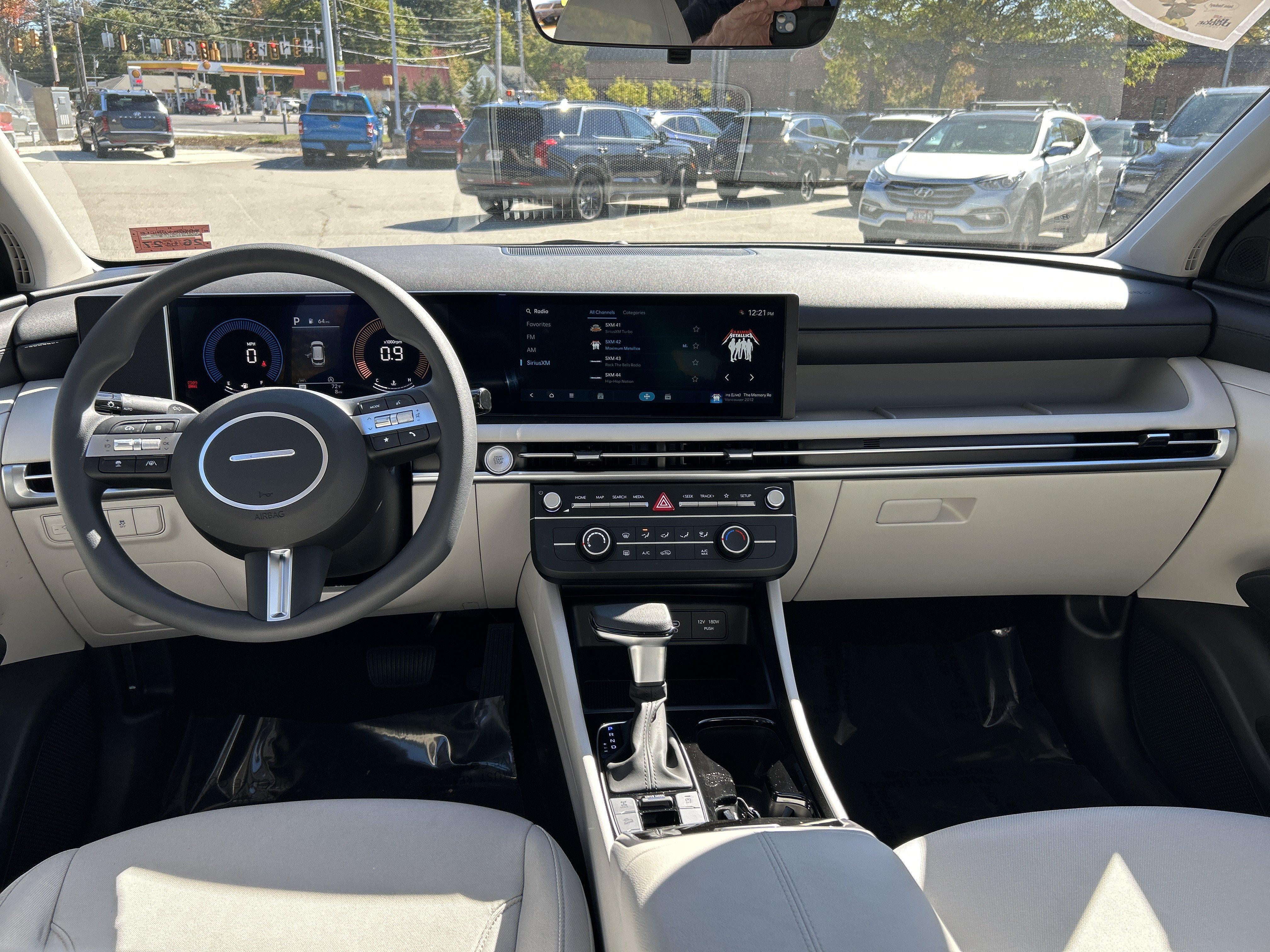 2026 Hyundai TUCSON SE AWD