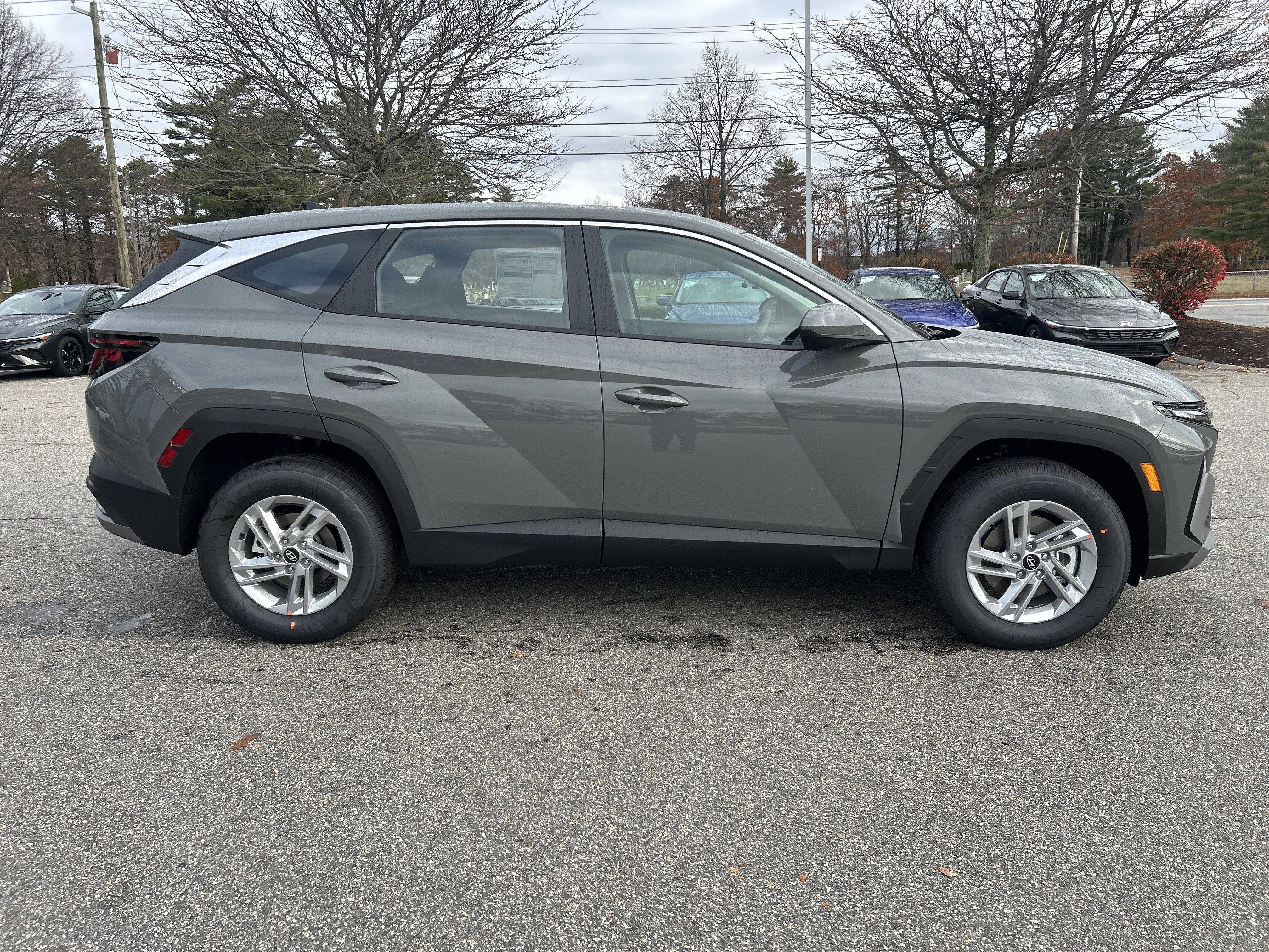2026 Hyundai TUCSON SE