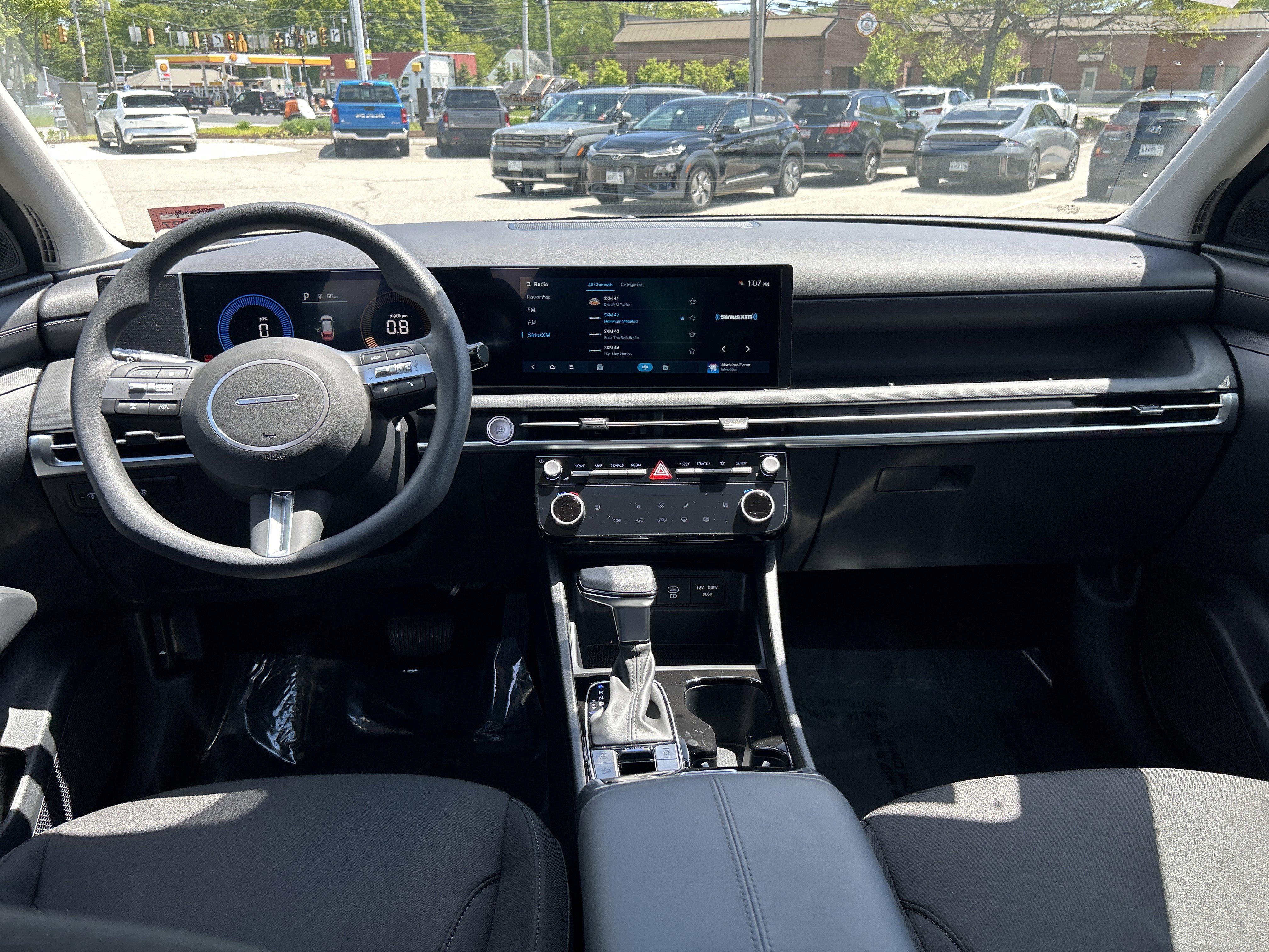 2026 Hyundai TUCSON SEL