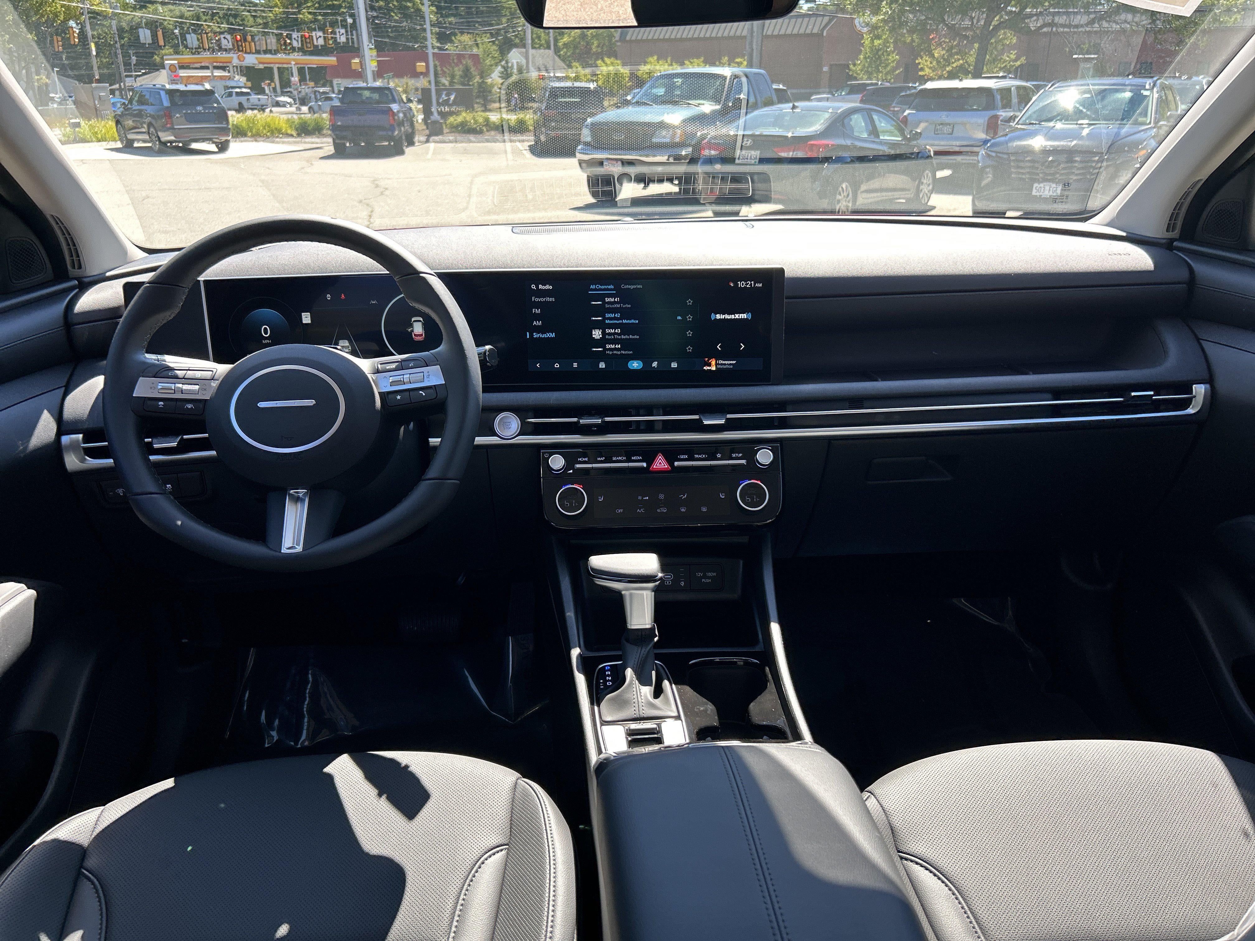 2026 Hyundai TUCSON SEL Premium