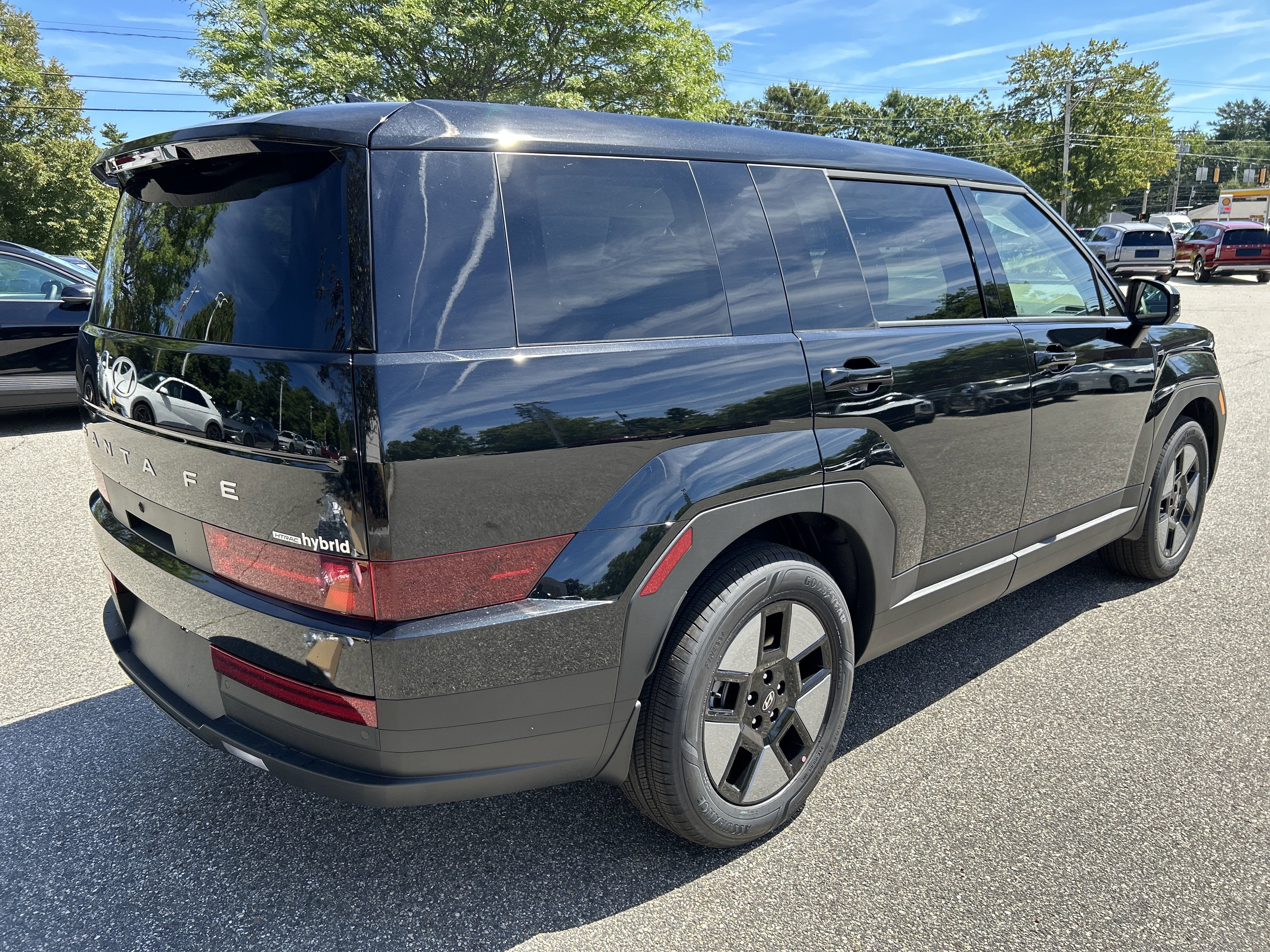 2026 Hyundai SANTA FE HYBRID SE