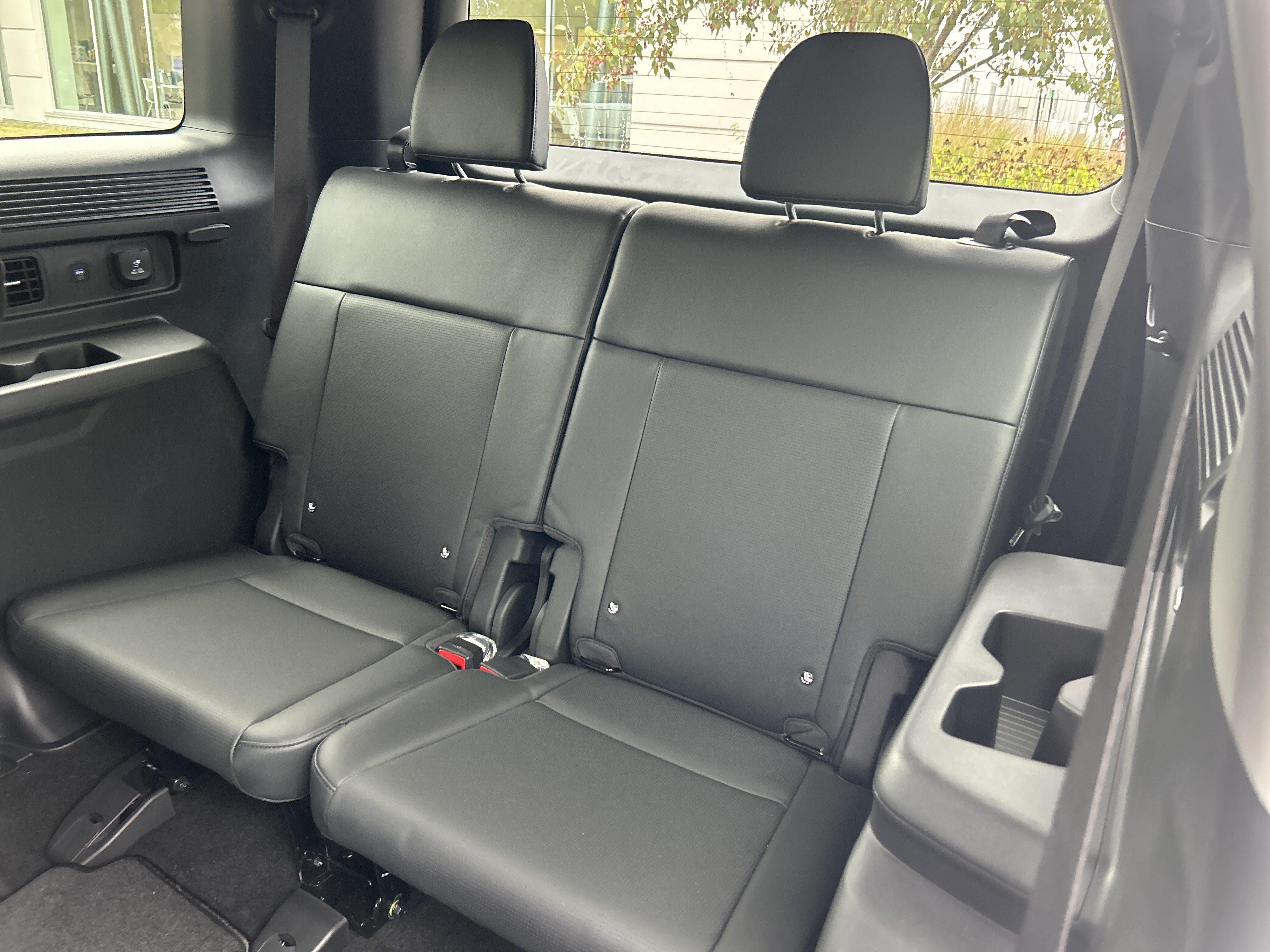 2027 Hyundai SANTA FE HYBRID Limited 6P