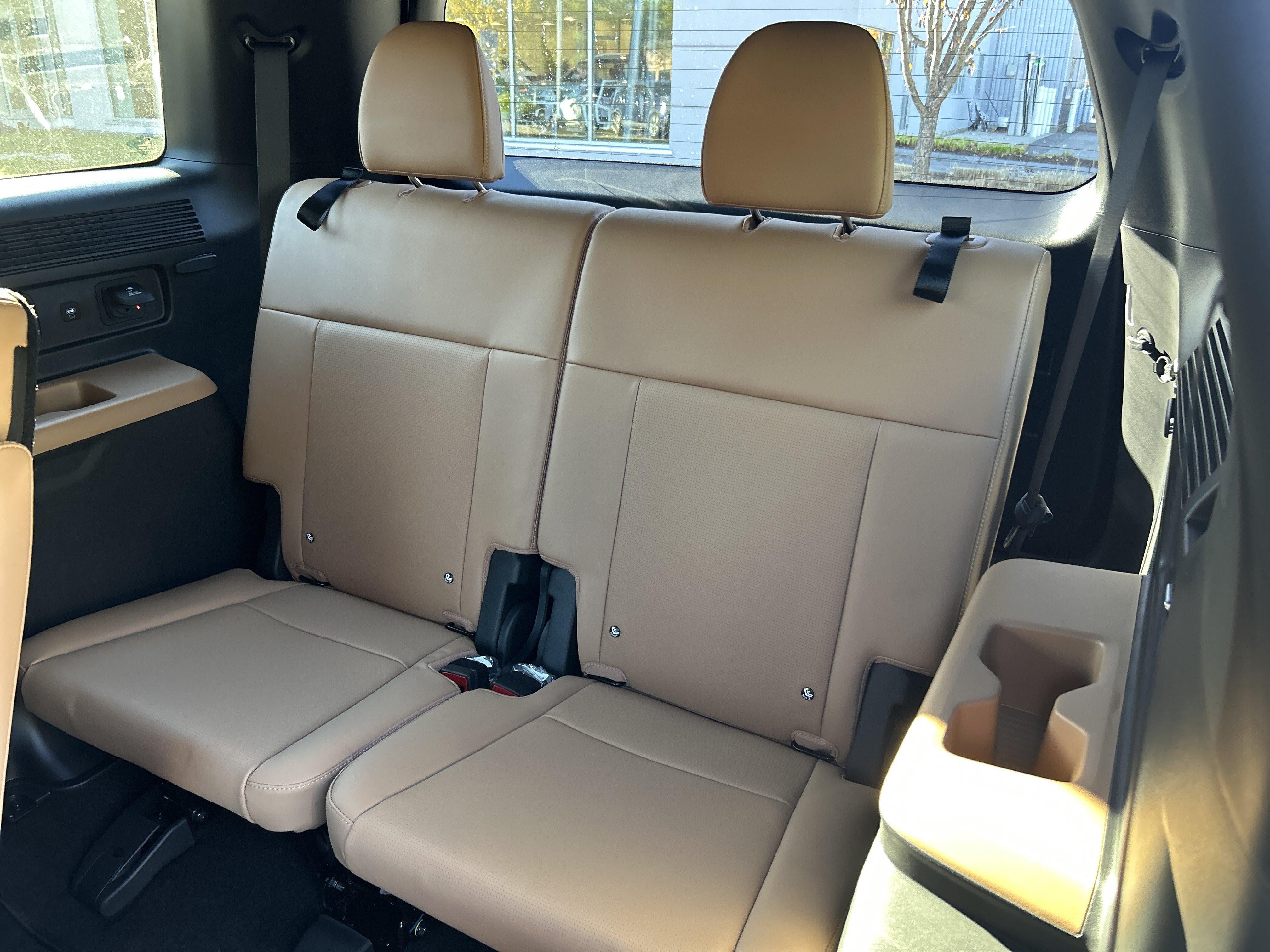 2027 Hyundai SANTA FE Calligraphy AWD