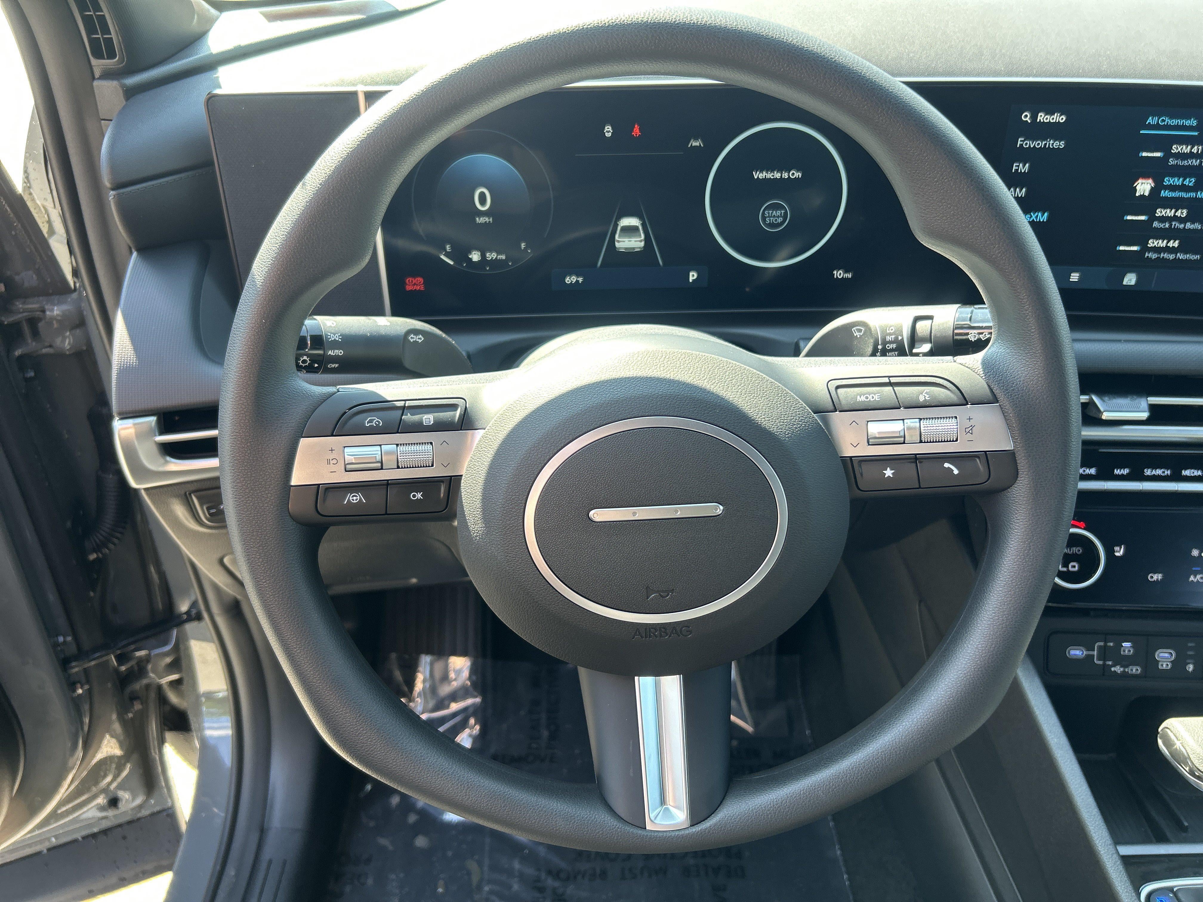 2026 Hyundai SANTA CRUZ SEL Activity