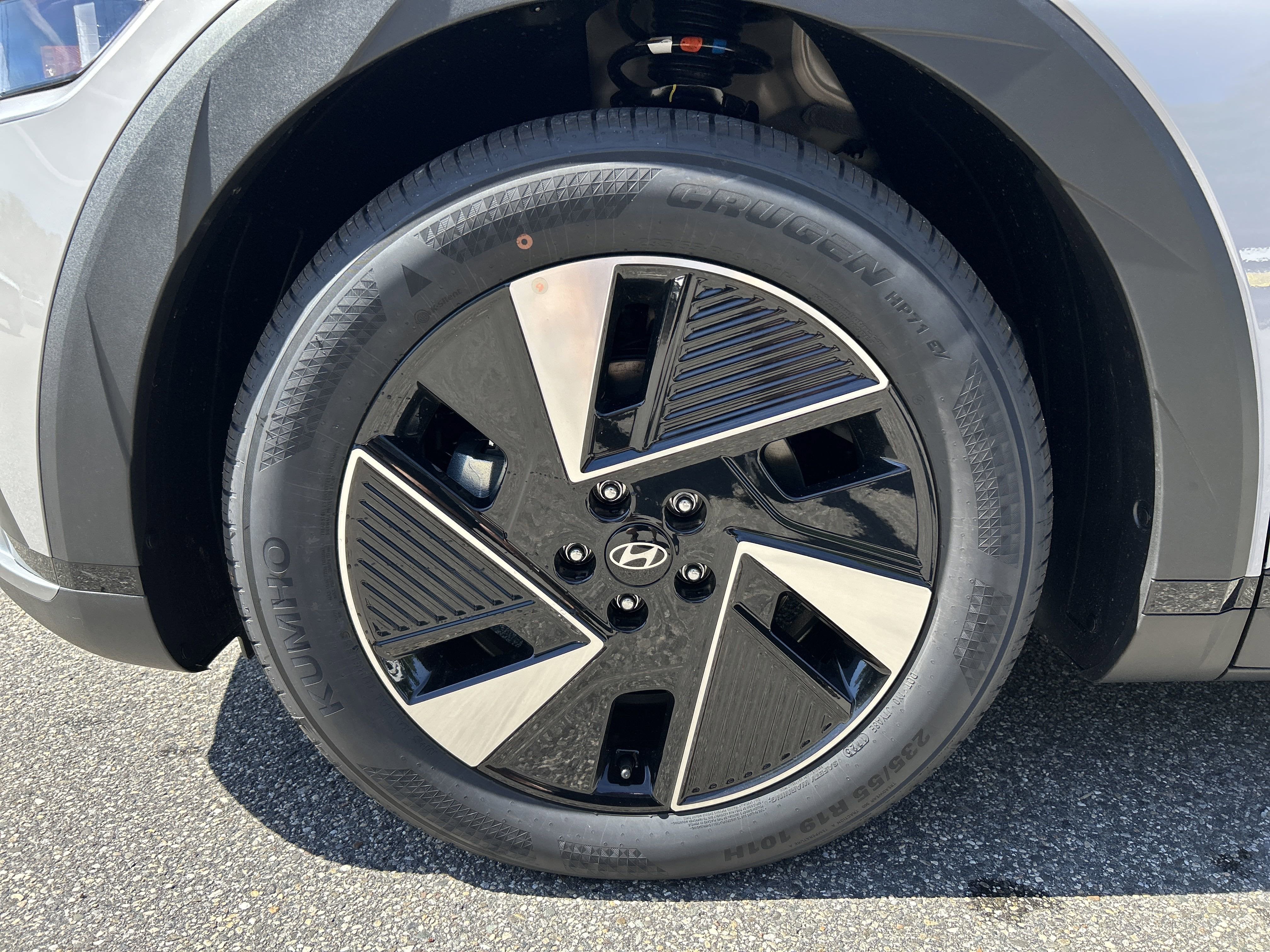 2025 Hyundai IONIQ 5 SE