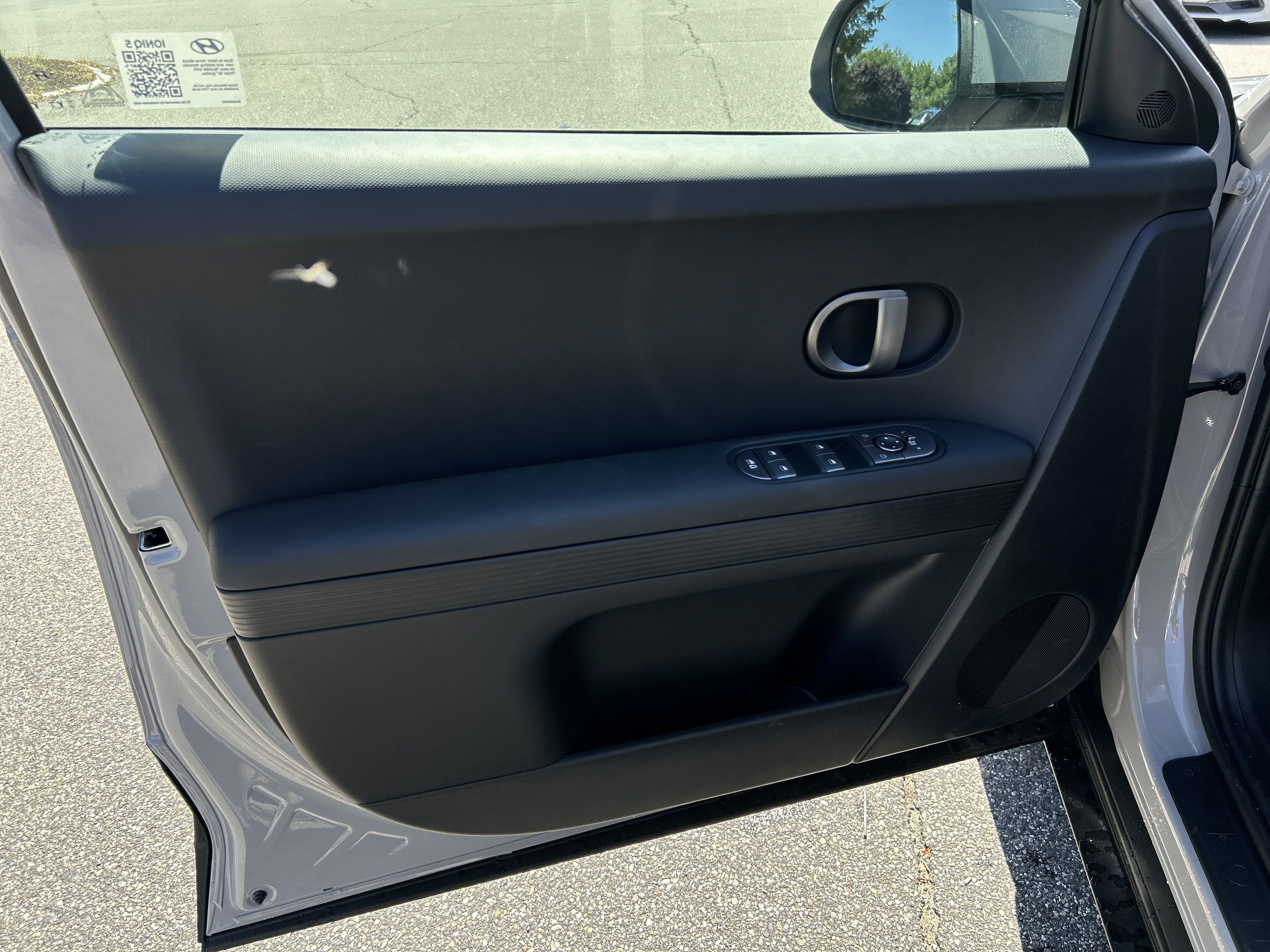 2025 Hyundai IONIQ 5 SE