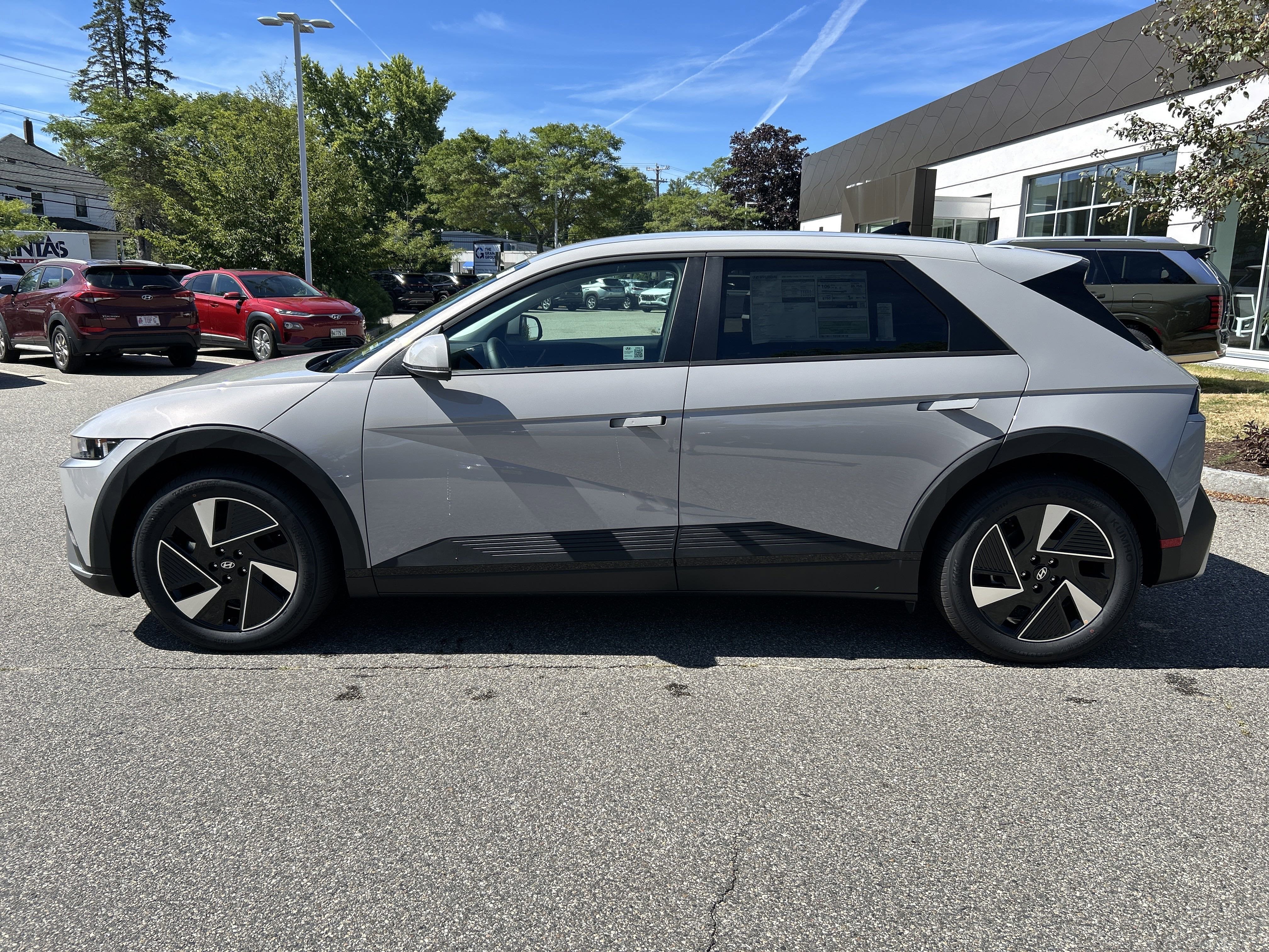 2025 Hyundai IONIQ 5 SE