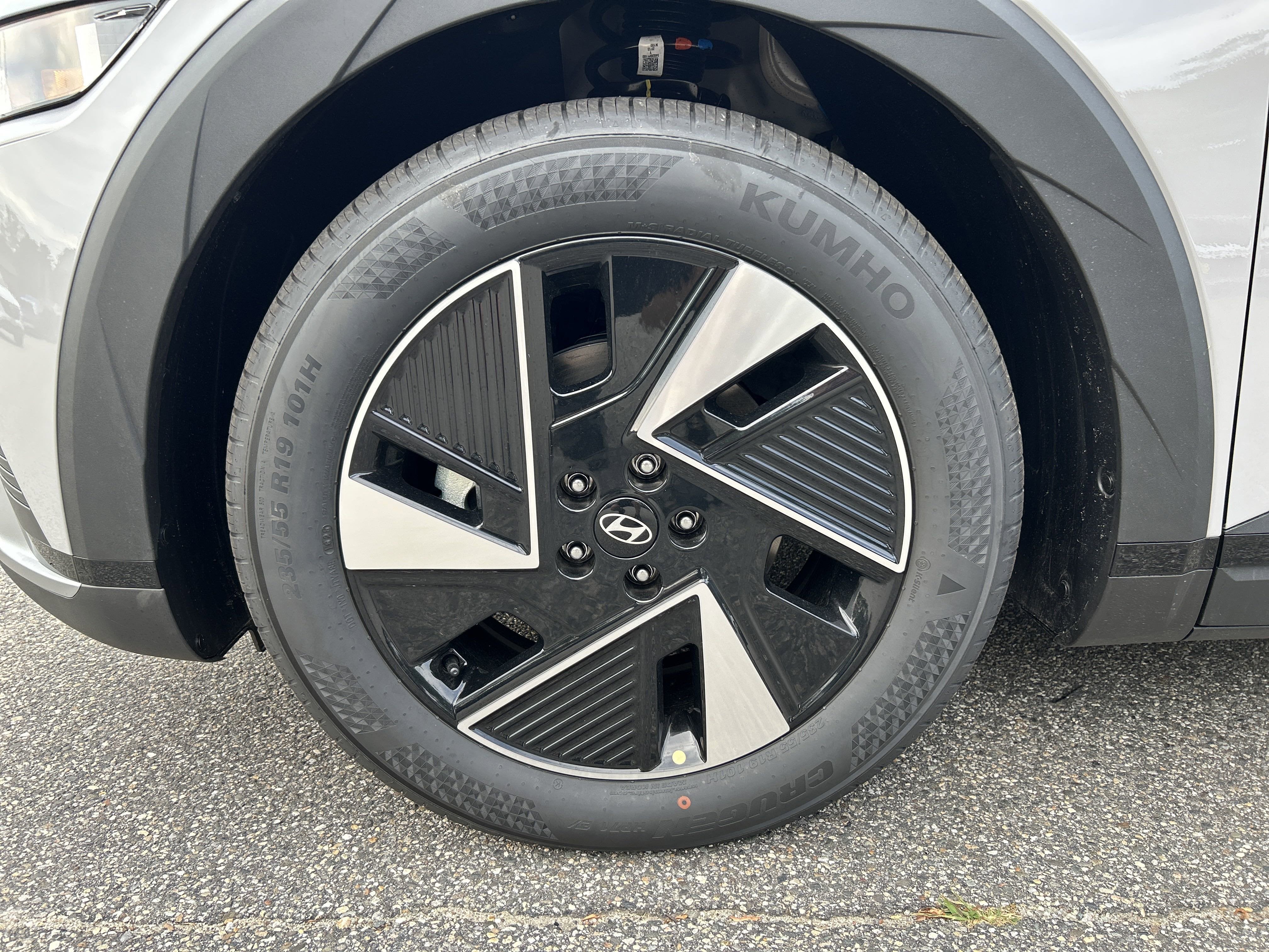 2025 Hyundai IONIQ 5 SEL