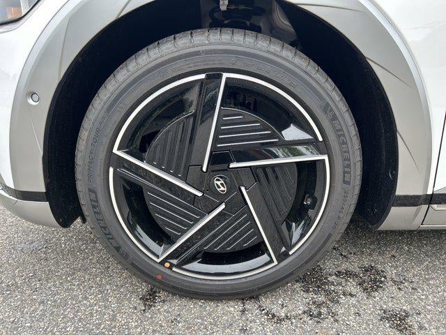 2025 Hyundai IONIQ 5 Limited