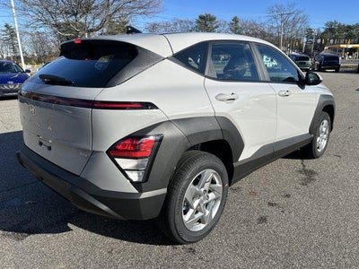 2026 Hyundai KONA SE