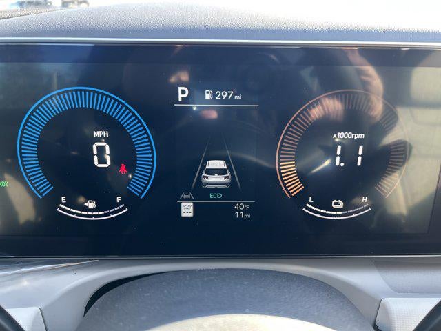 2026 Hyundai TUCSON HYBRID Blue SE