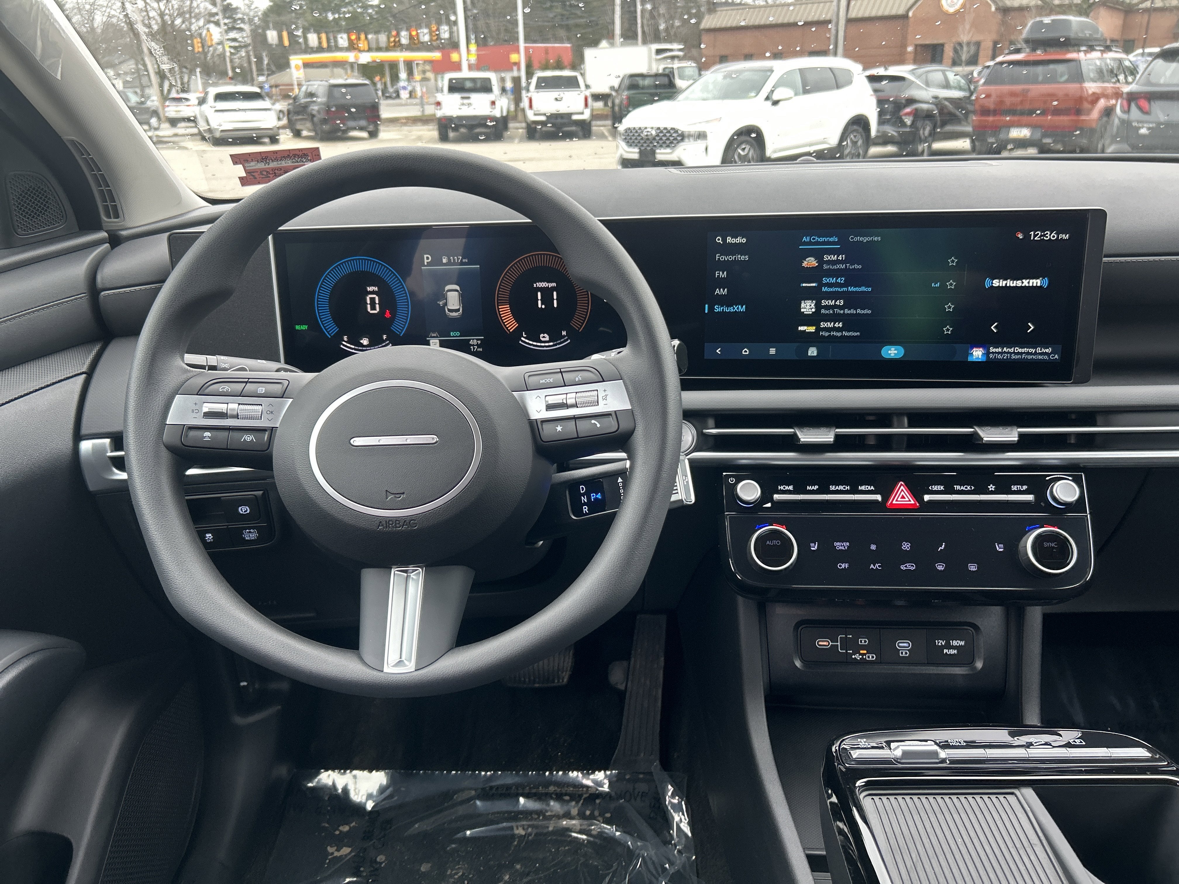 2026 Hyundai TUCSON HYBRID SEL