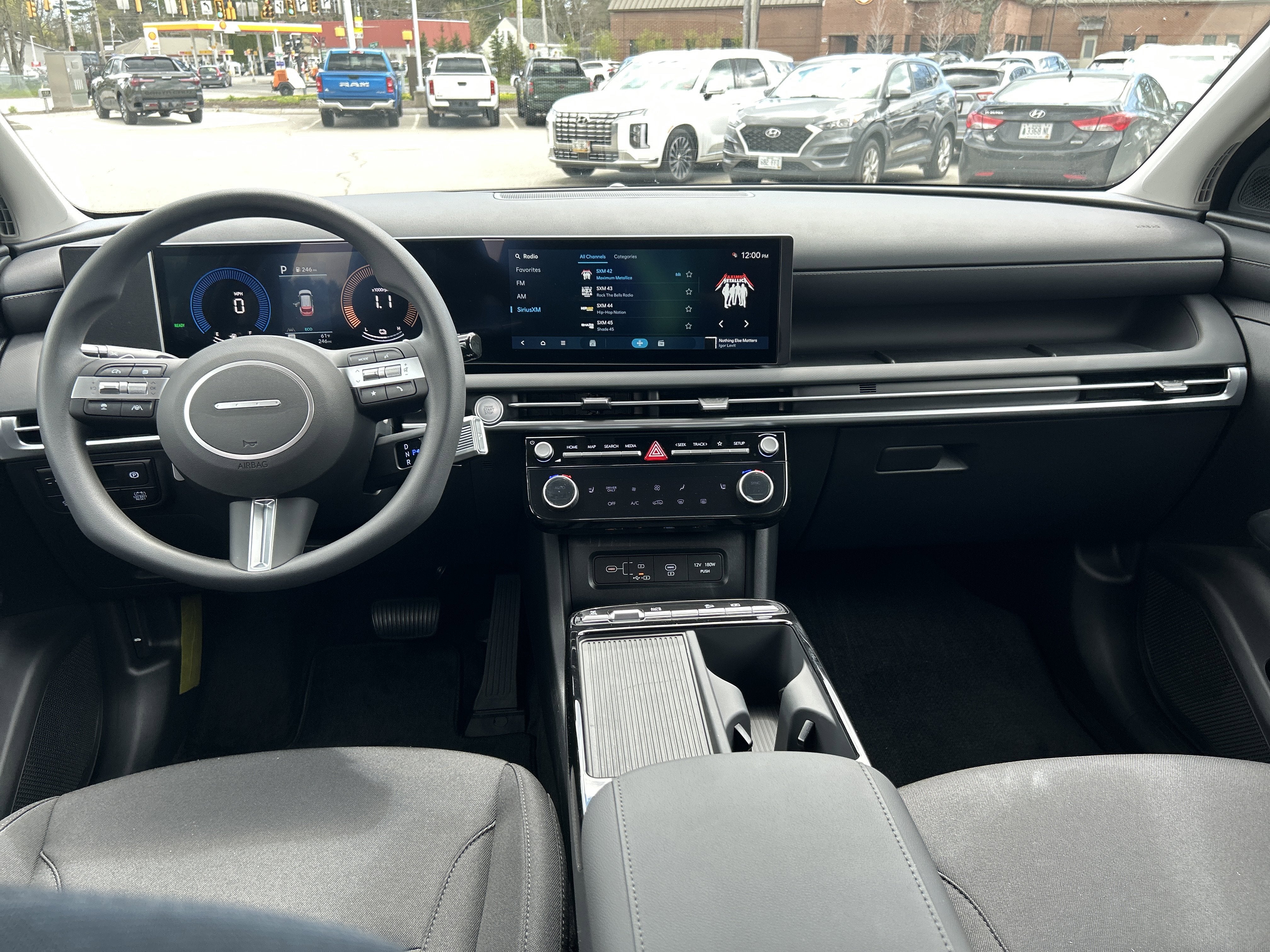 2026 Hyundai TUCSON HYBRID SEL