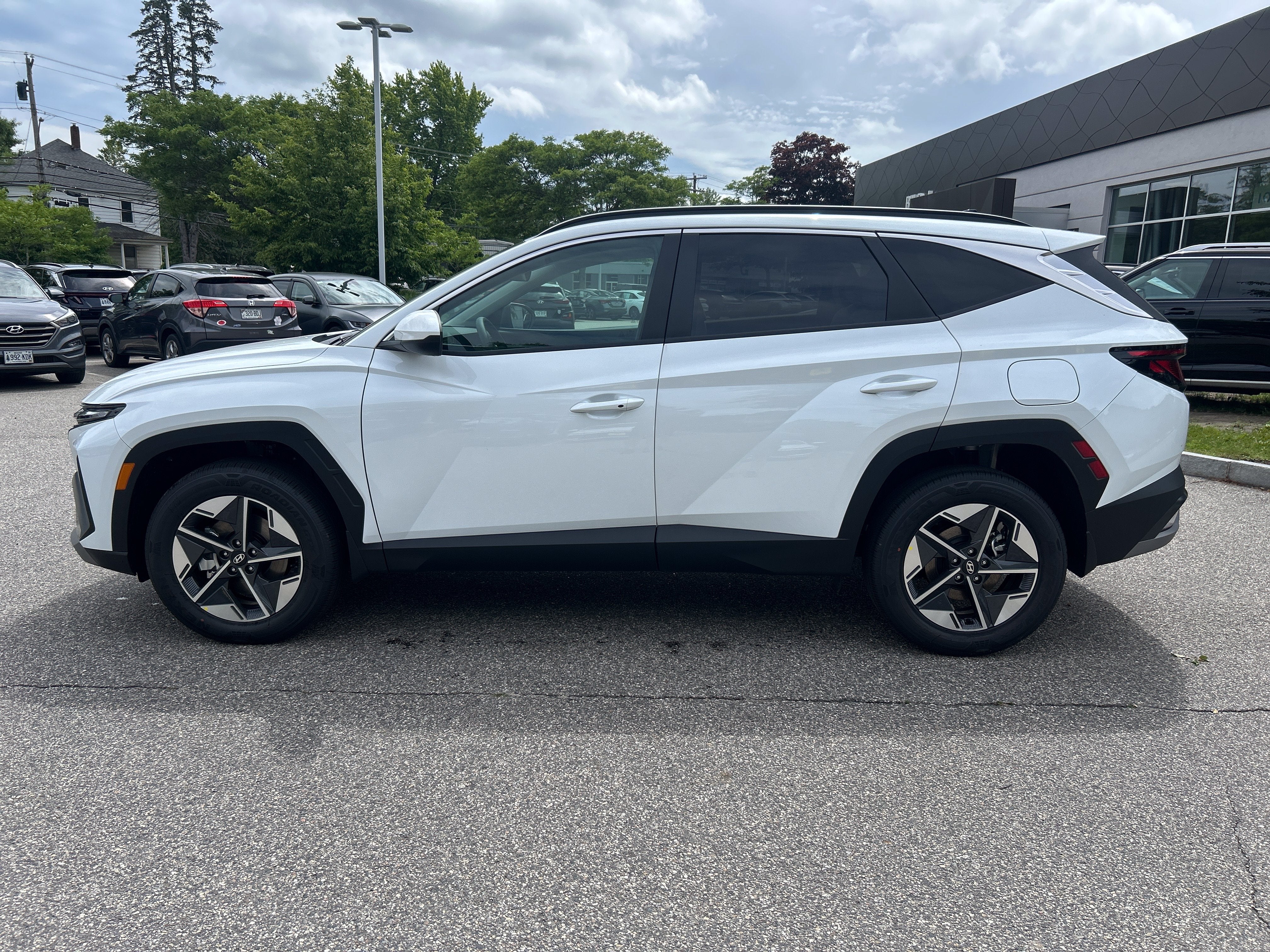 2026 Hyundai TUCSON HYBRID SEL
