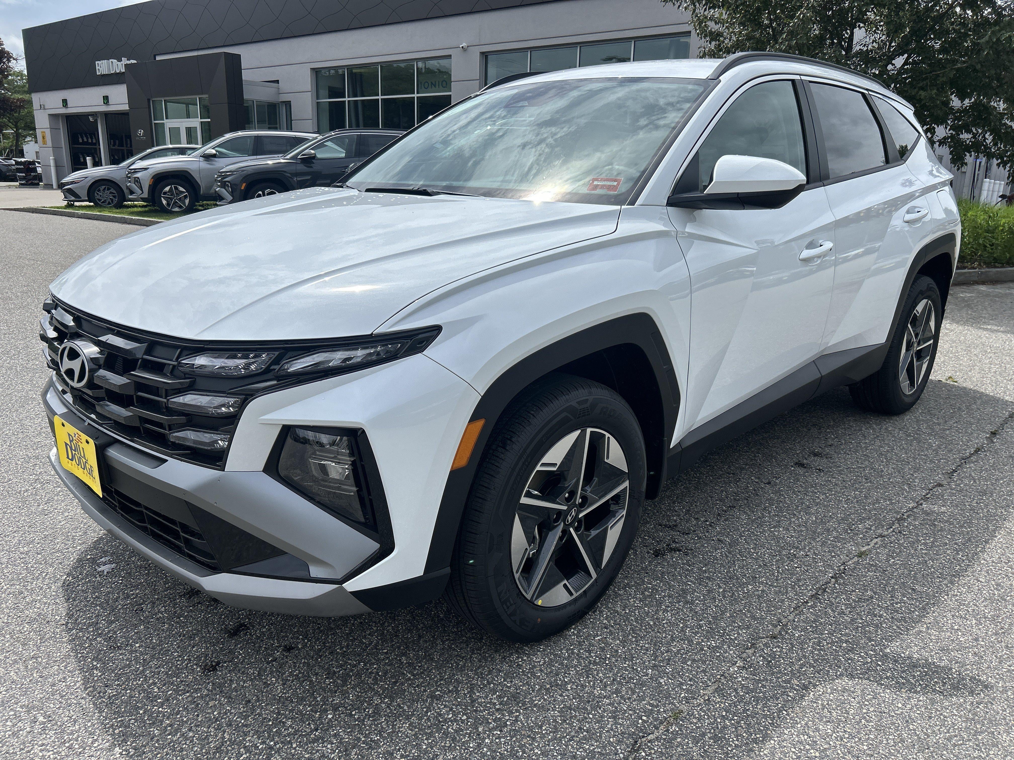 2026 Hyundai TUCSON HYBRID SEL