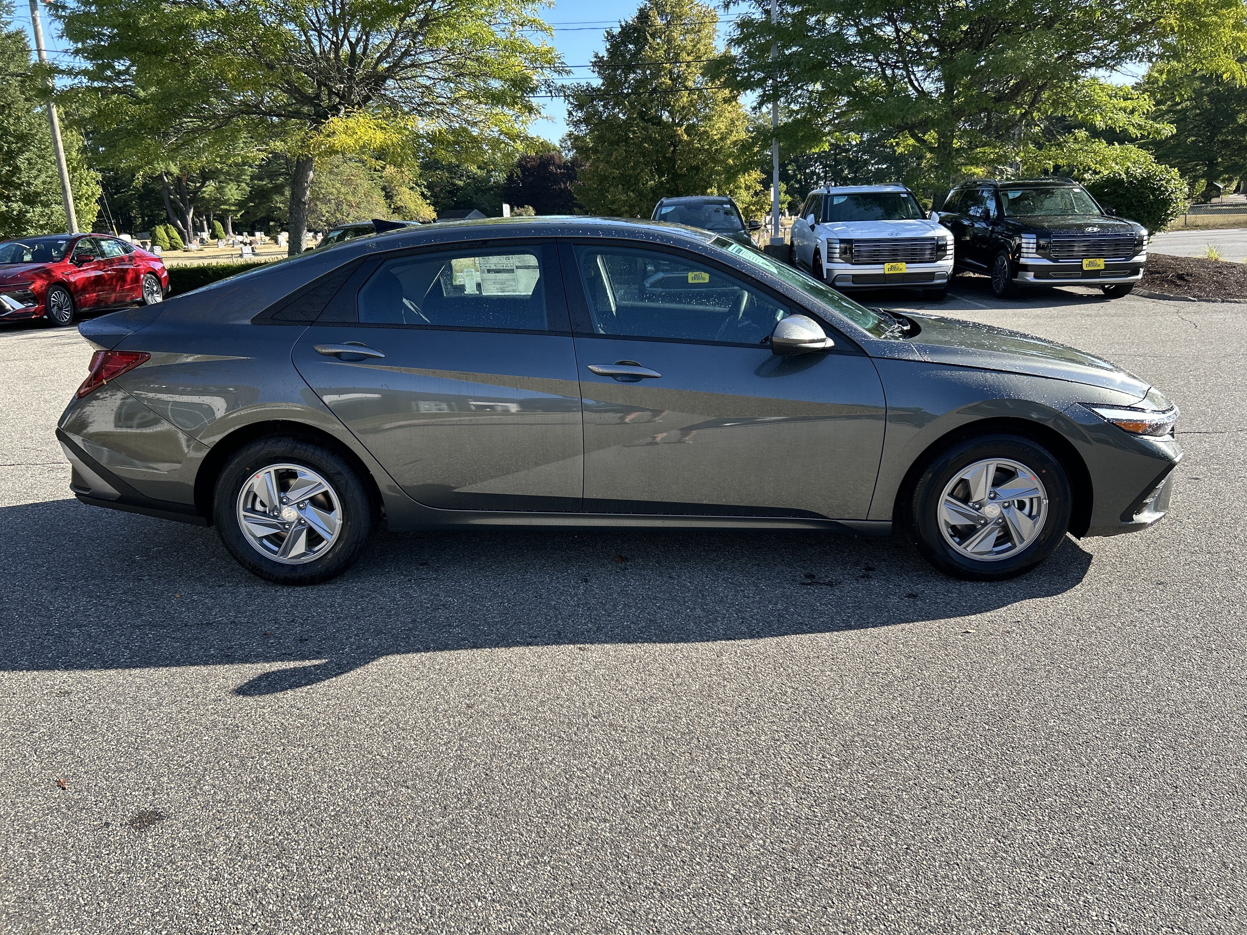 2026 Hyundai ELANTRA SE