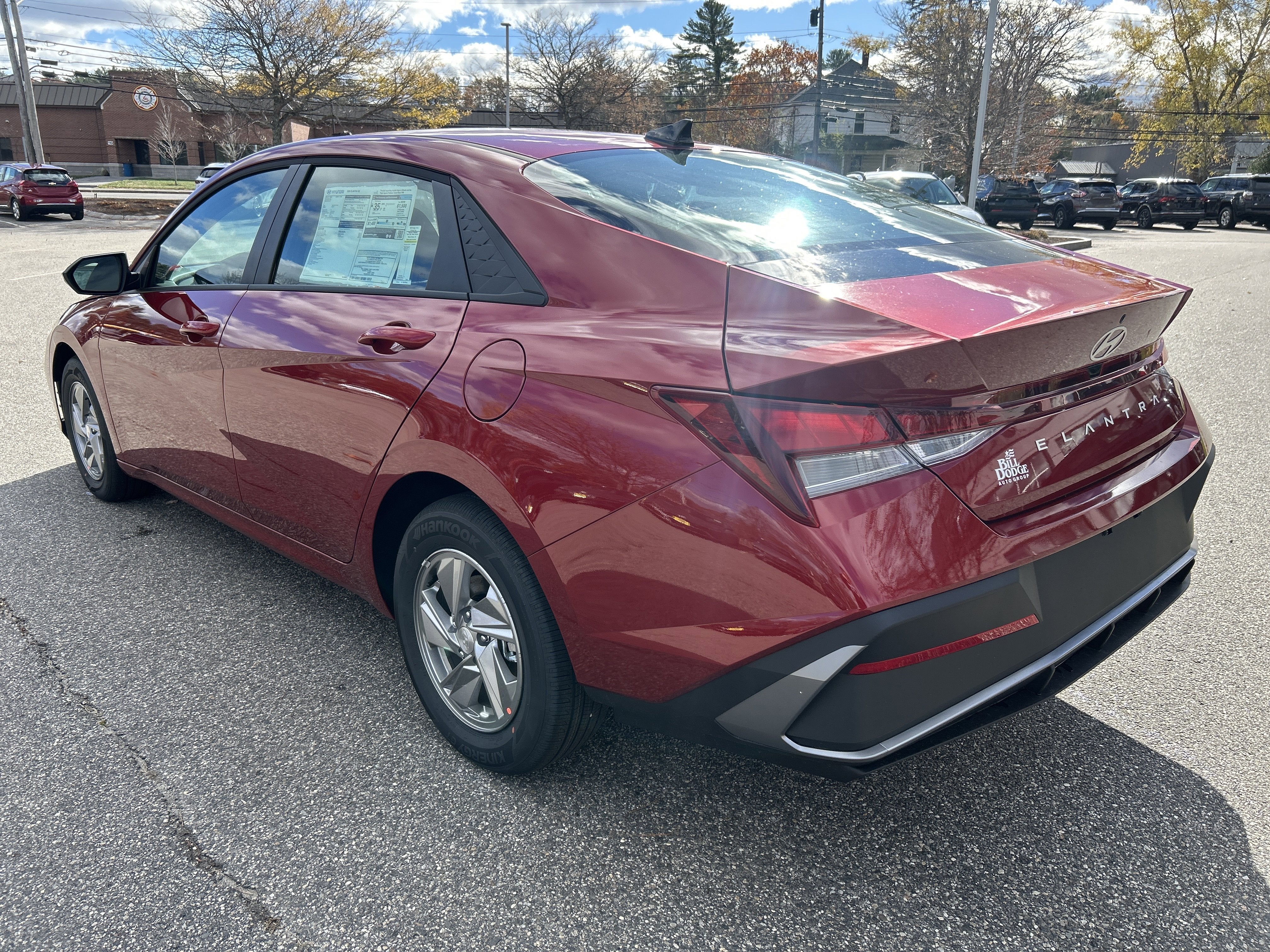 2026 Hyundai ELANTRA SE