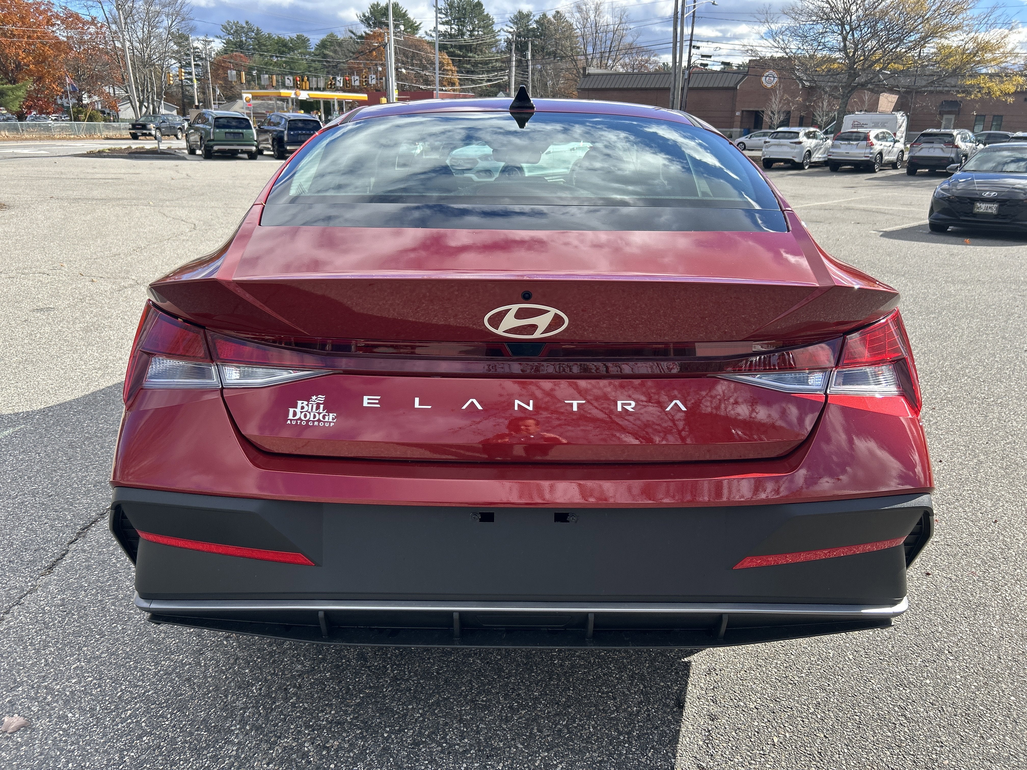 2026 Hyundai ELANTRA SE