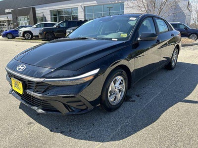 2026 Hyundai ELANTRA SE