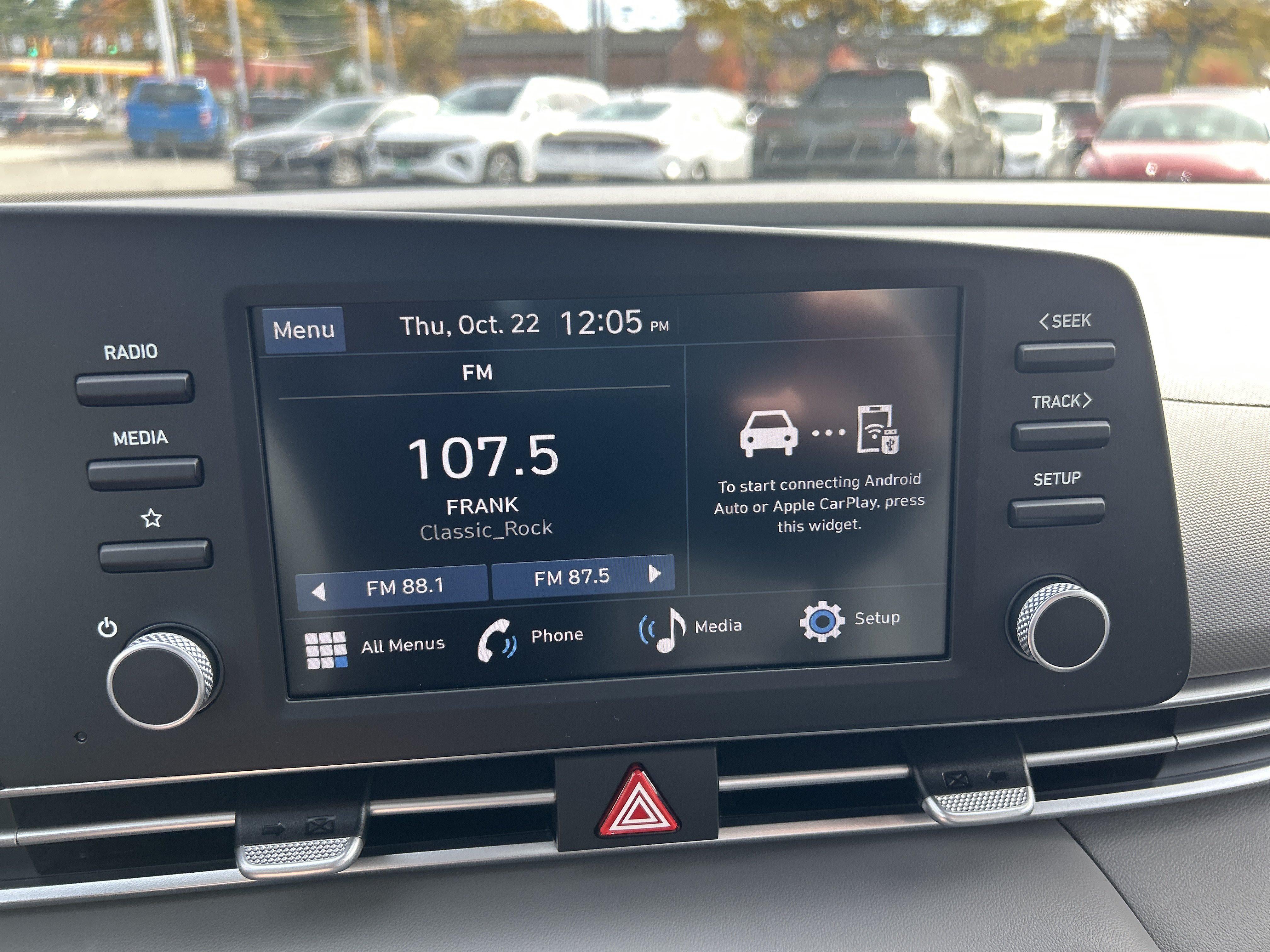 2026 Hyundai ELANTRA SE