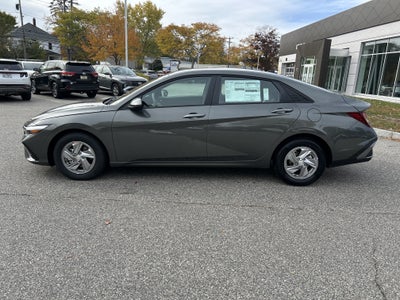 2026 Hyundai ELANTRA SE